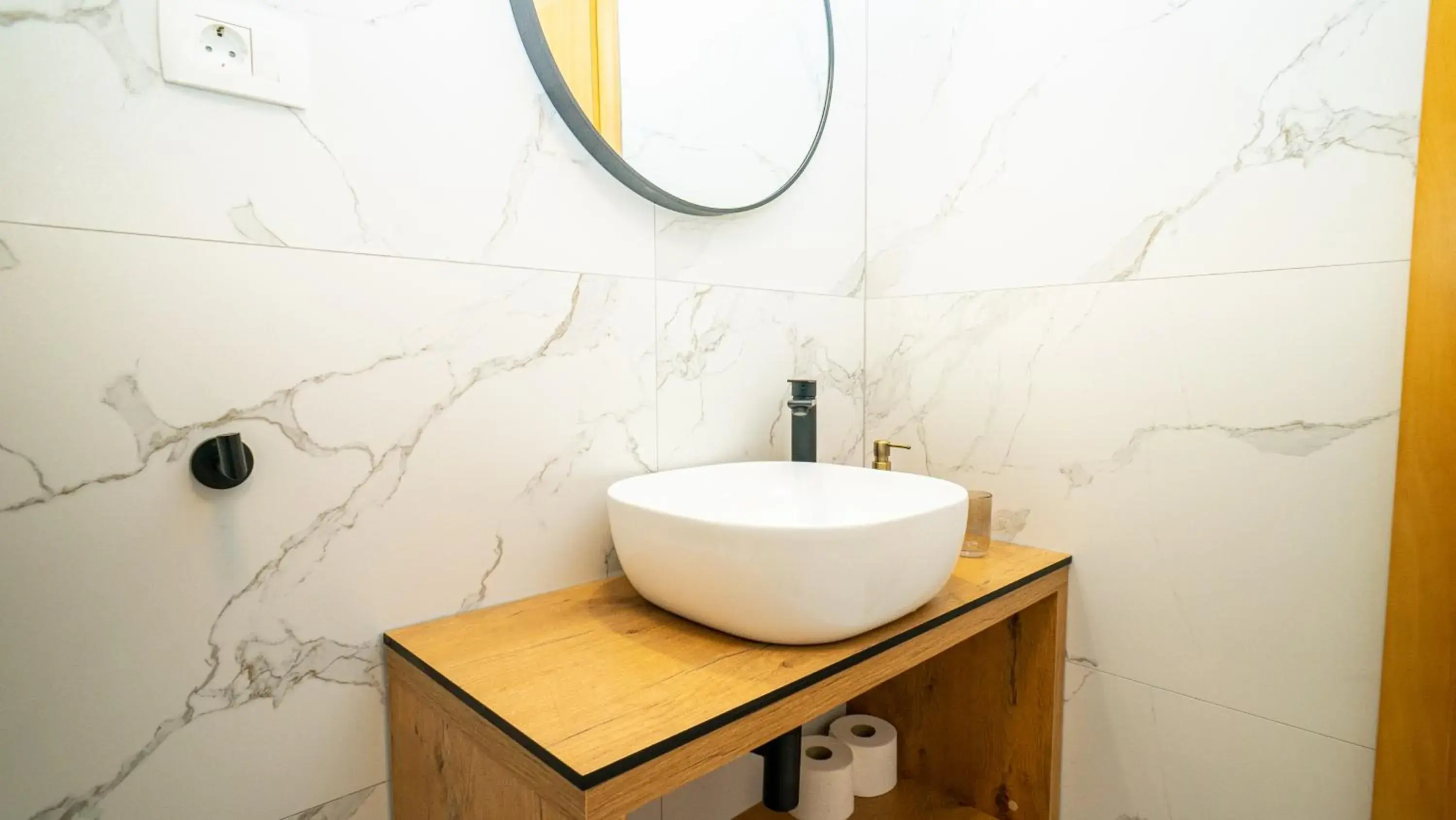 Economy Double Room in Villa Ana Trogir Economy Double Room in Villa Ana Trogir