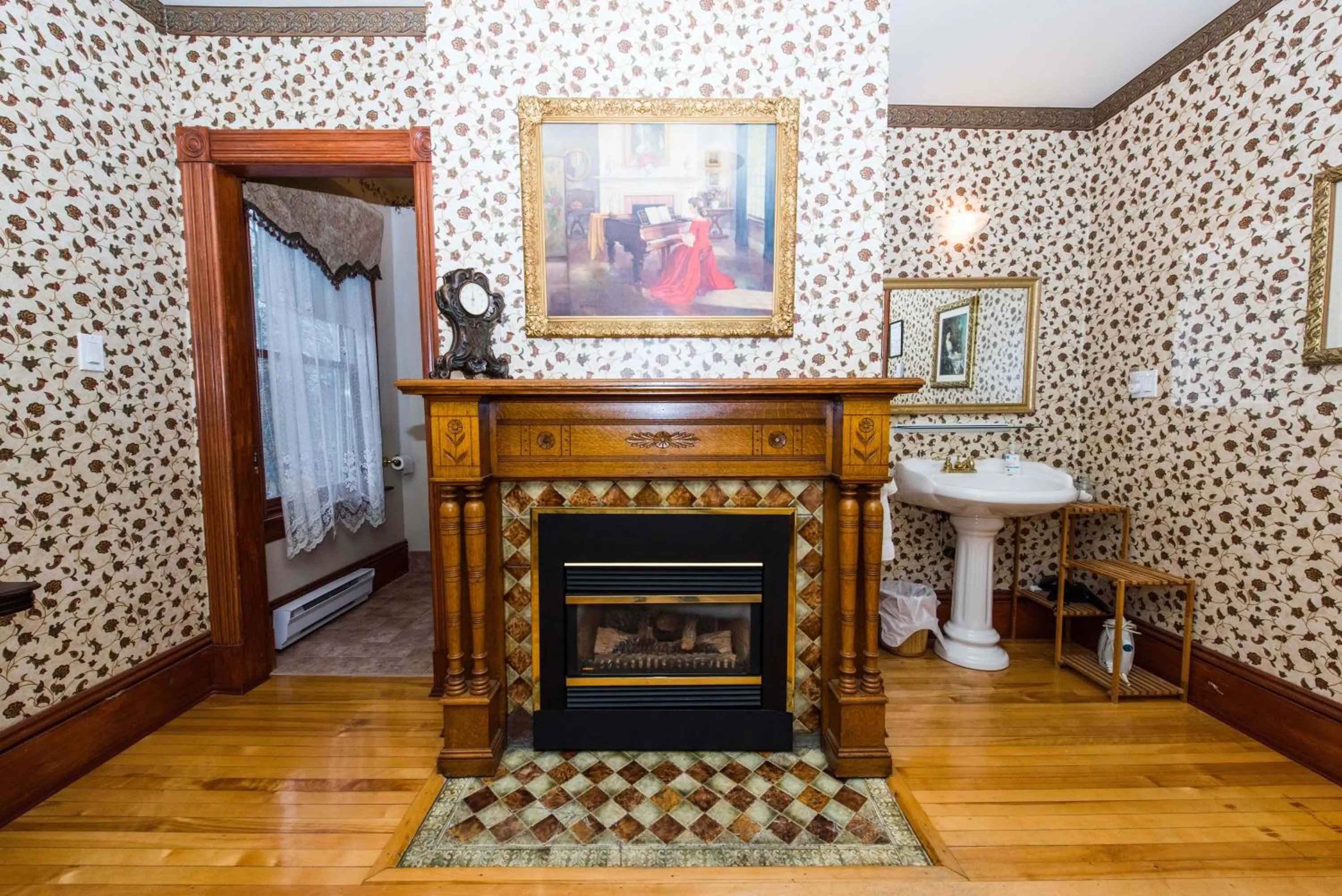 Decorative detail in Le Griffon