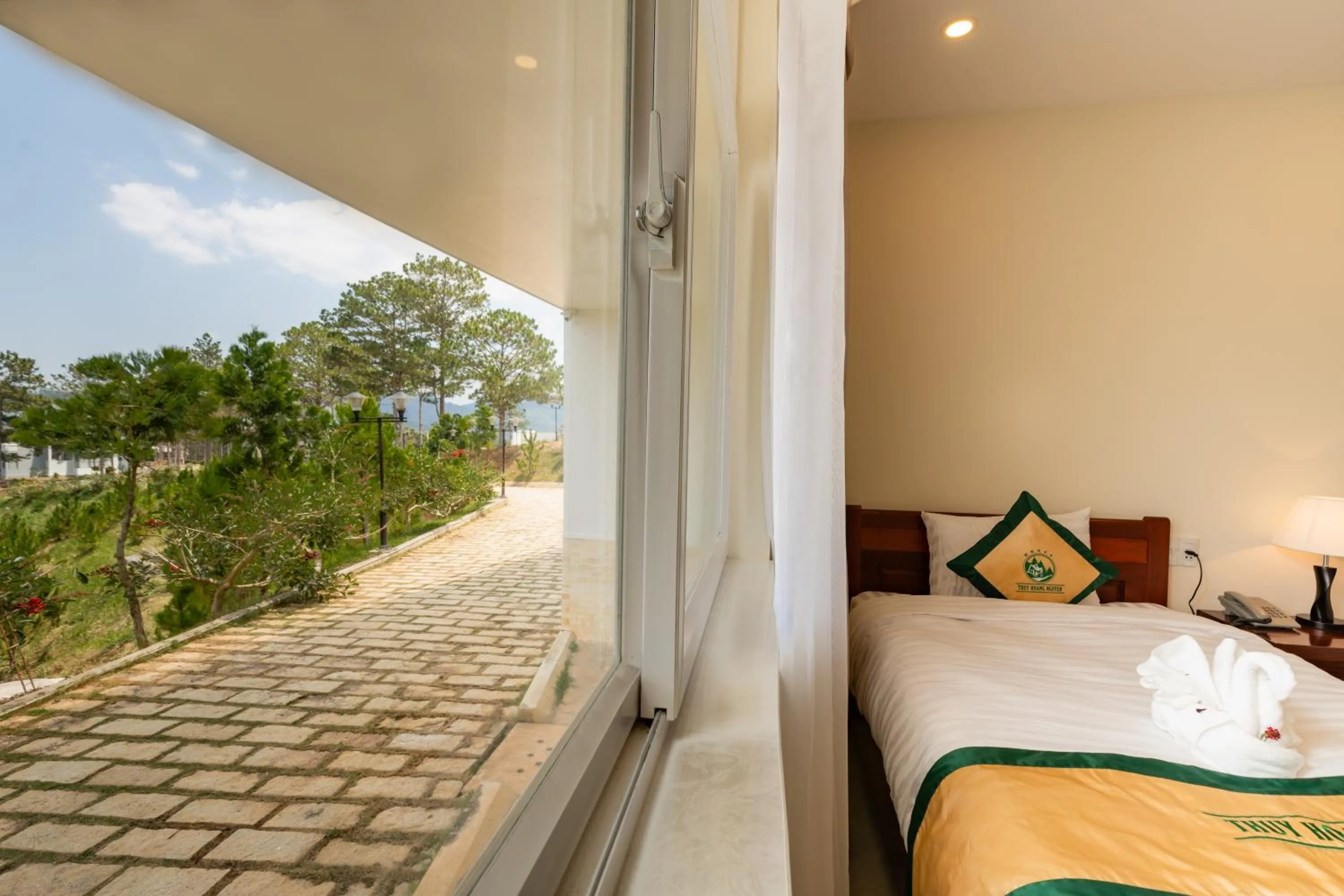 Day in Thuy Hoang Nguyen Resort & Spa