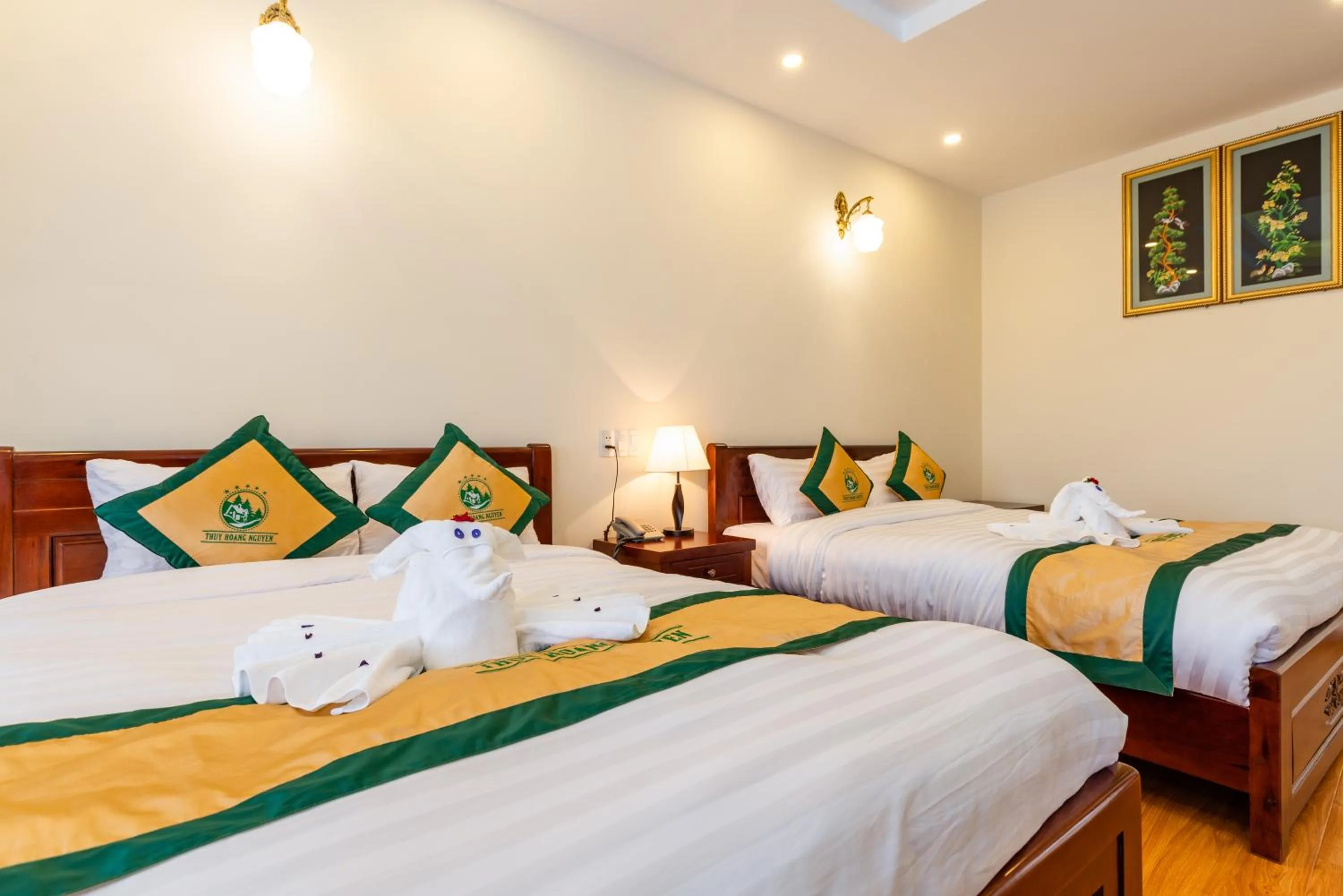 Bed in Thuy Hoang Nguyen Resort & Spa