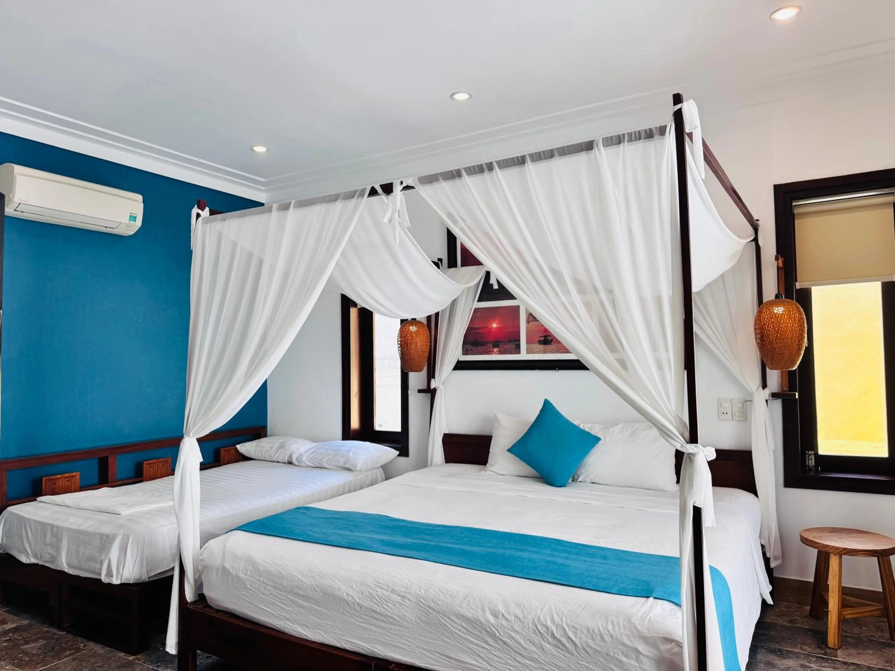 Bed in Relax Garden Boutique Villa Hoi An