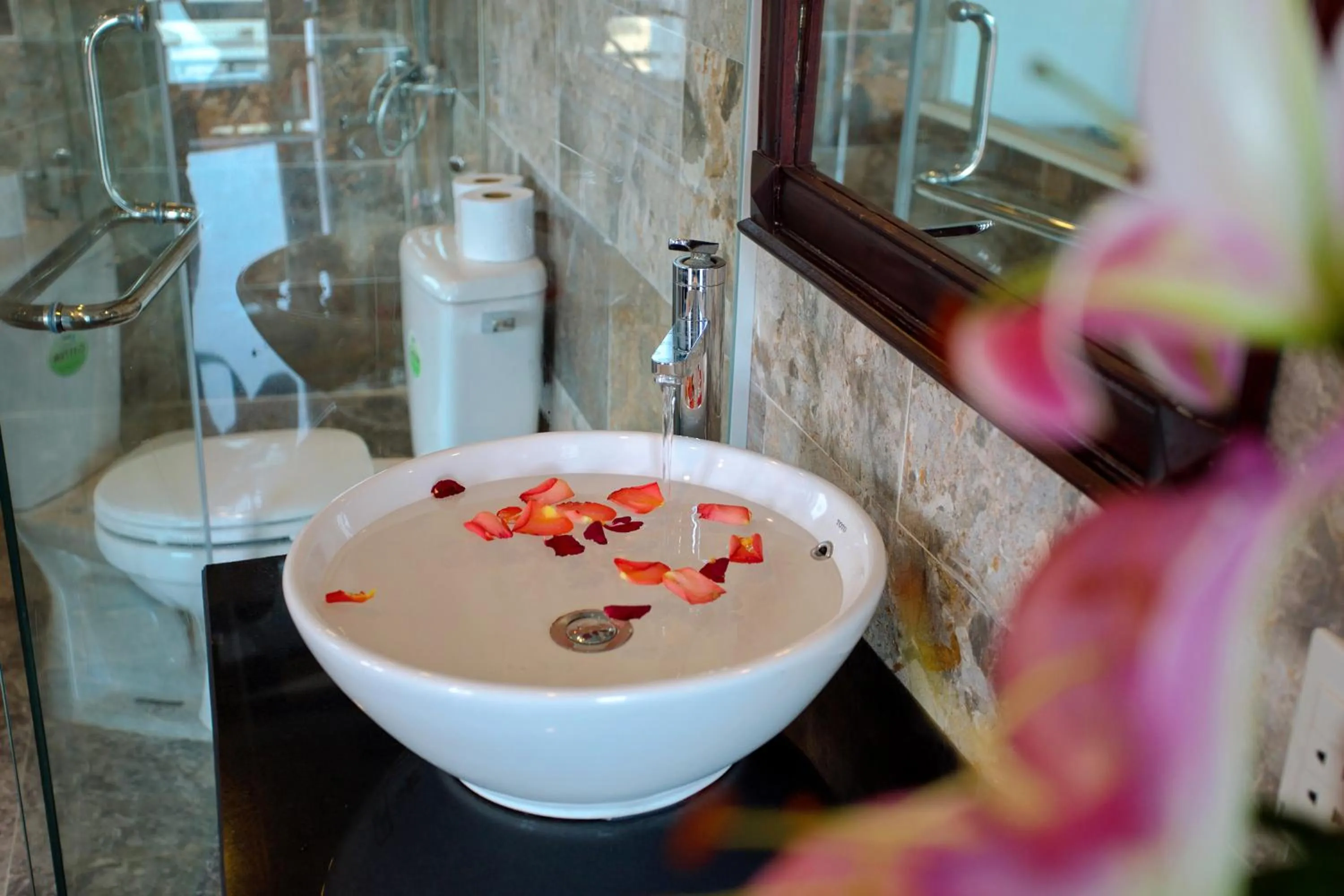 Bathroom in Relax Garden Boutique Villa Hoi An