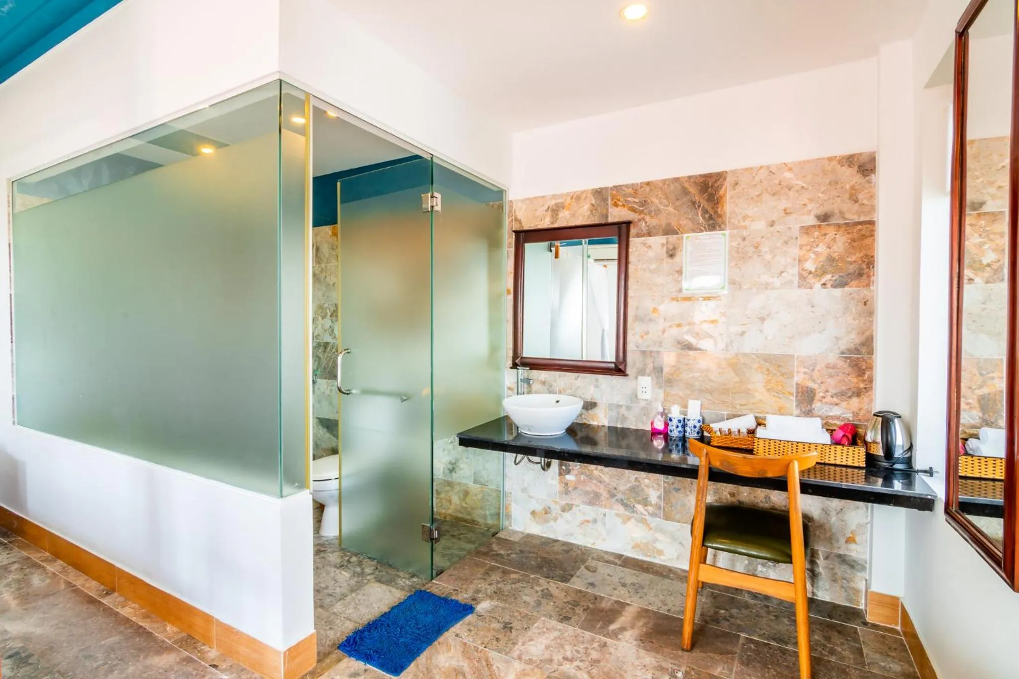 Shower in Relax Garden Boutique Villa Hoi An