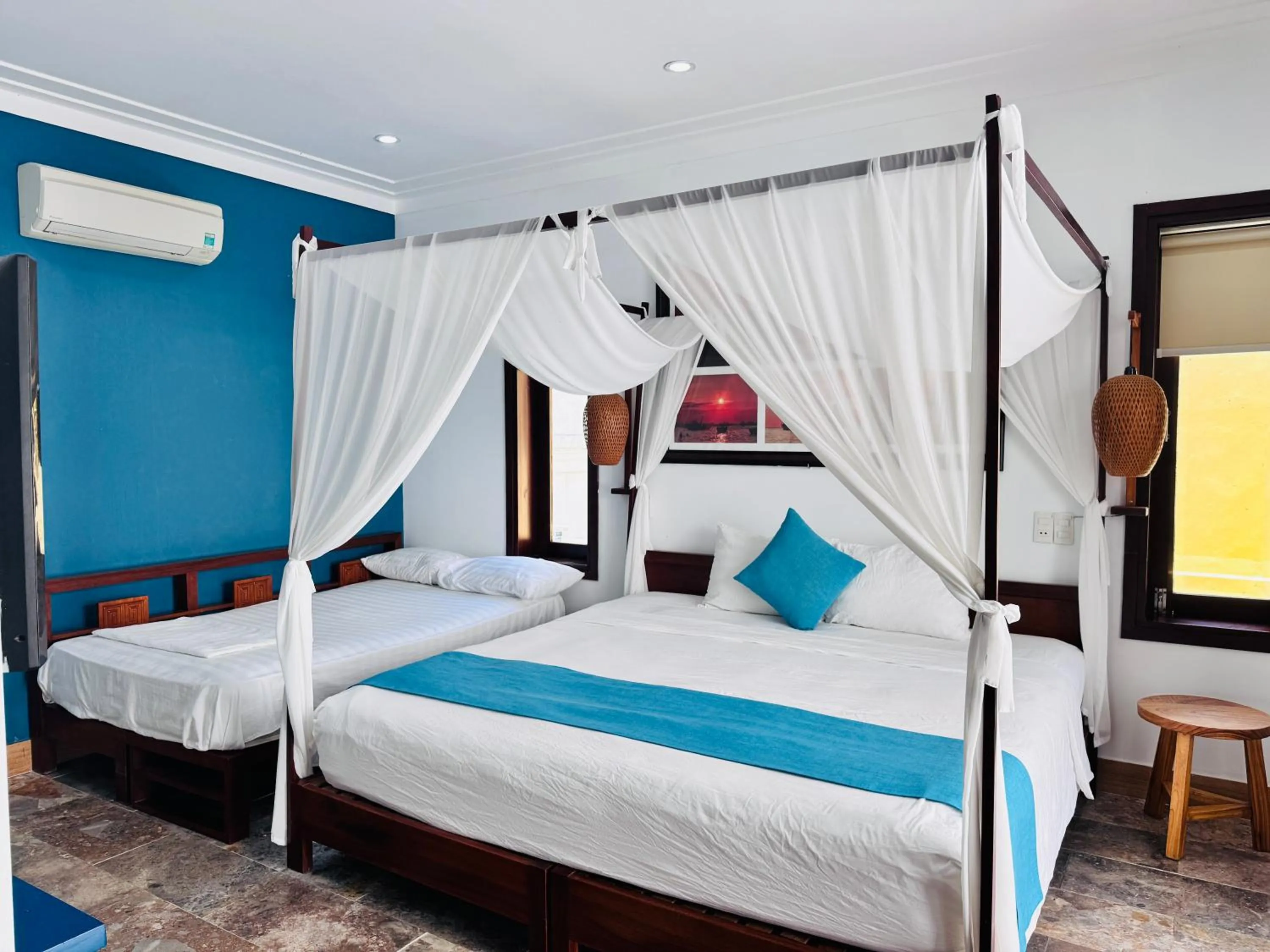 Bed in Relax Garden Boutique Villa Hoi An