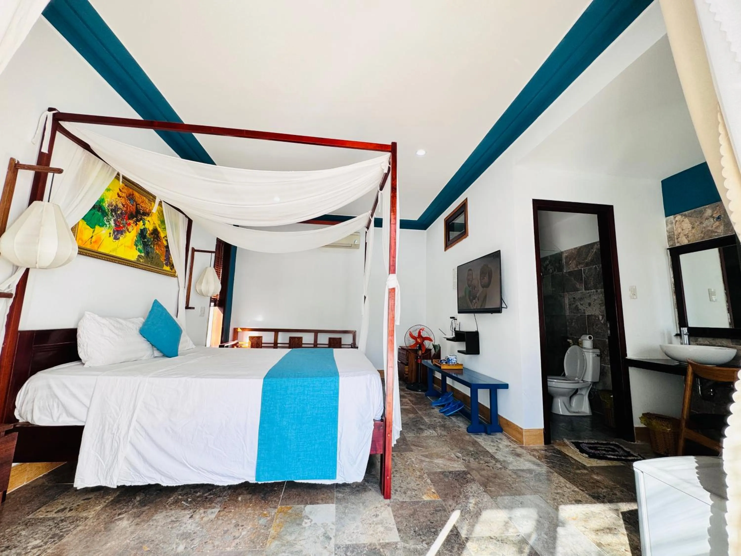 Bed in Relax Garden Boutique Villa Hoi An