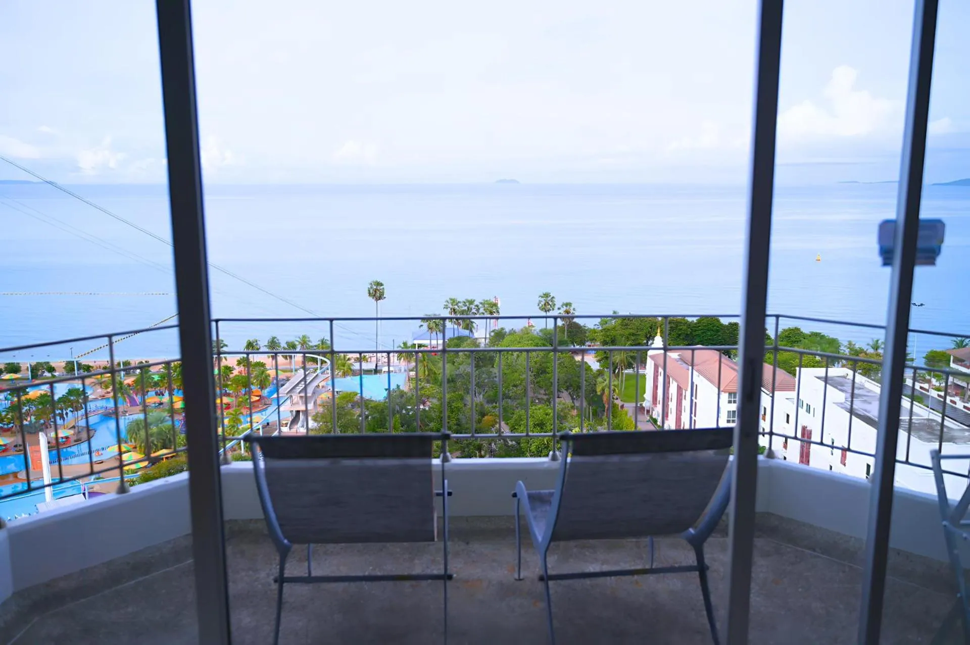 Pattaya Park Beach Resort