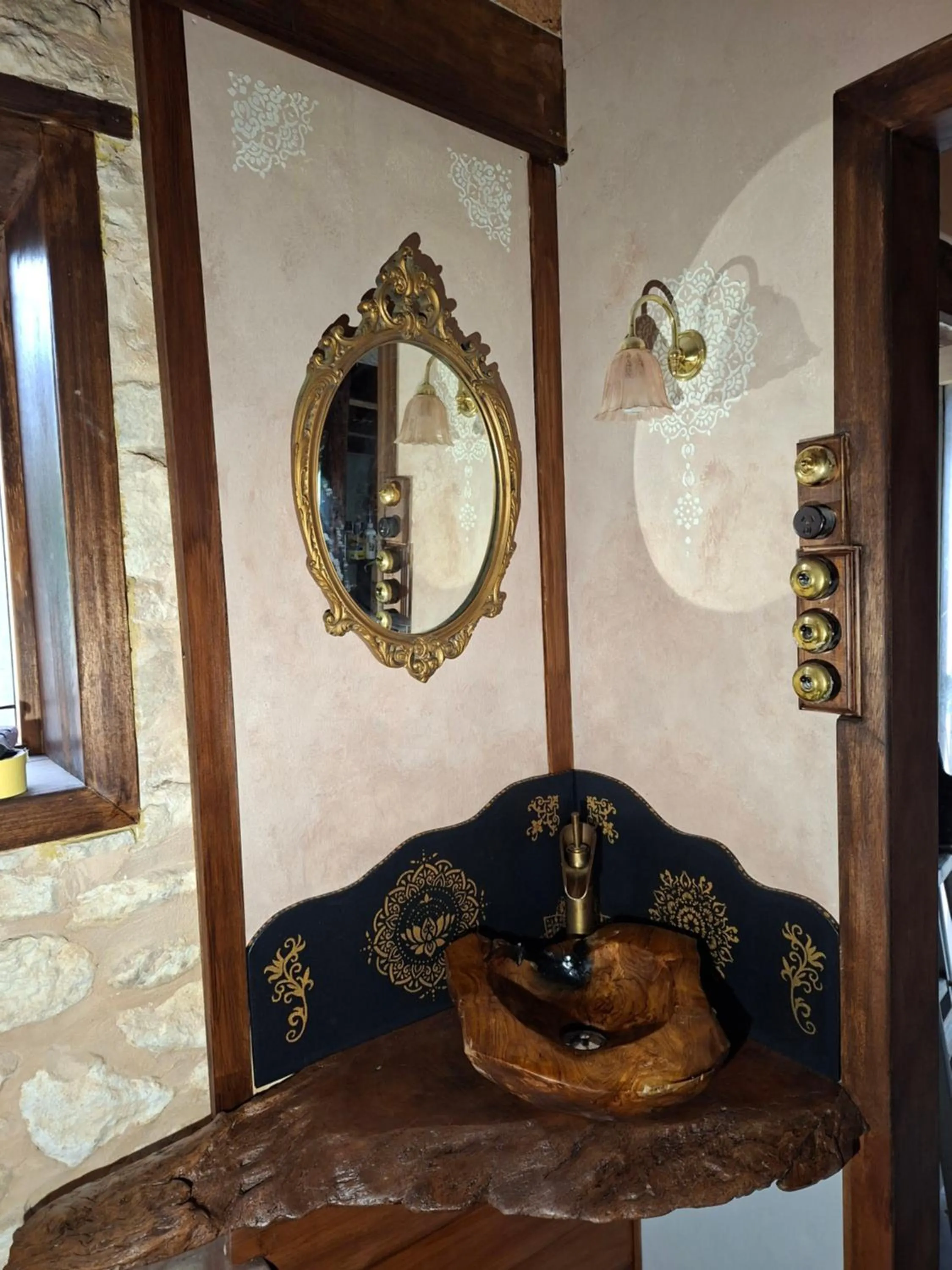 A La Folly The Retreat