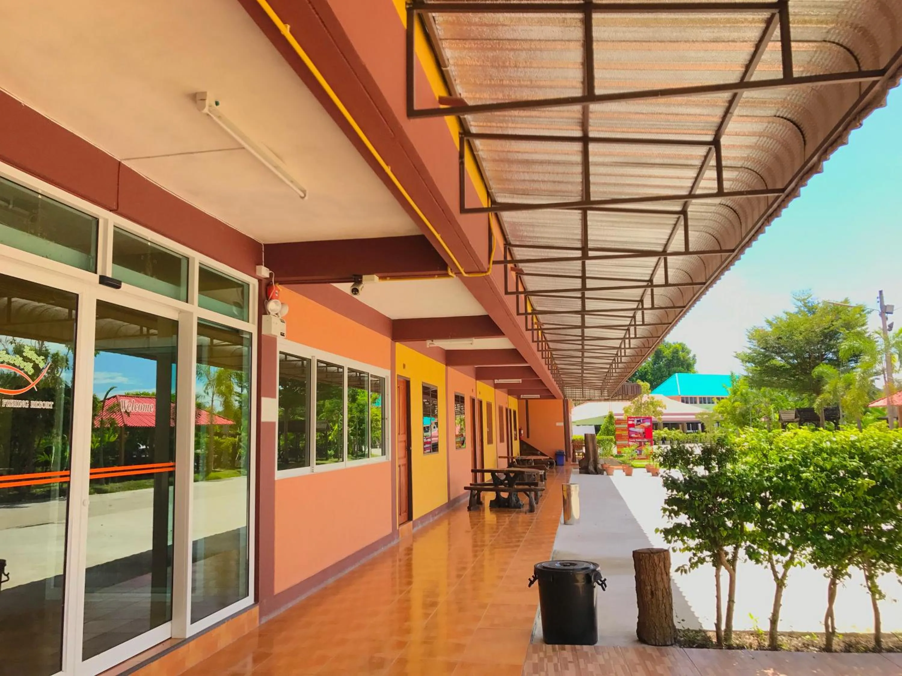 Patio in Khwanruen Fishing Resort