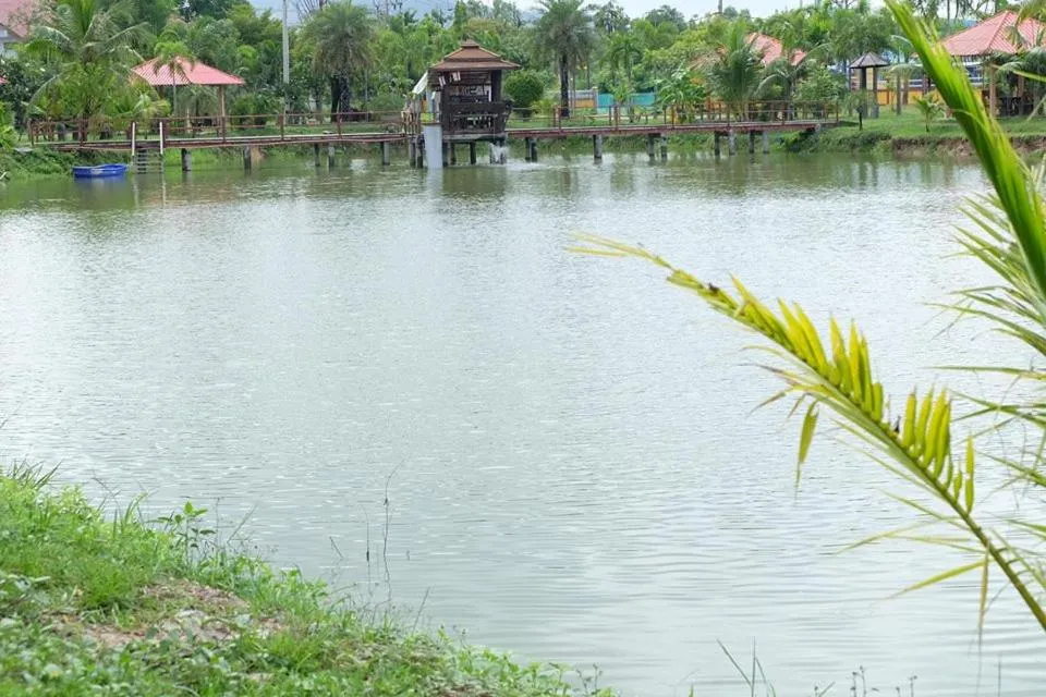 Property building in Khwanruen Fishing Resort