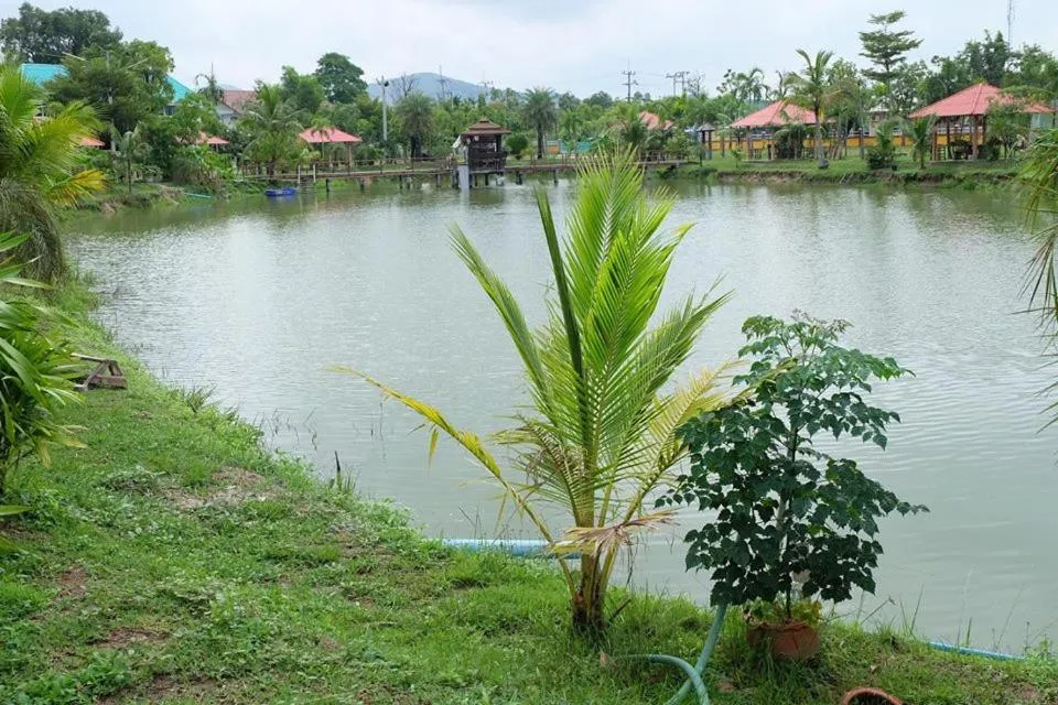 Property building in Khwanruen Fishing Resort