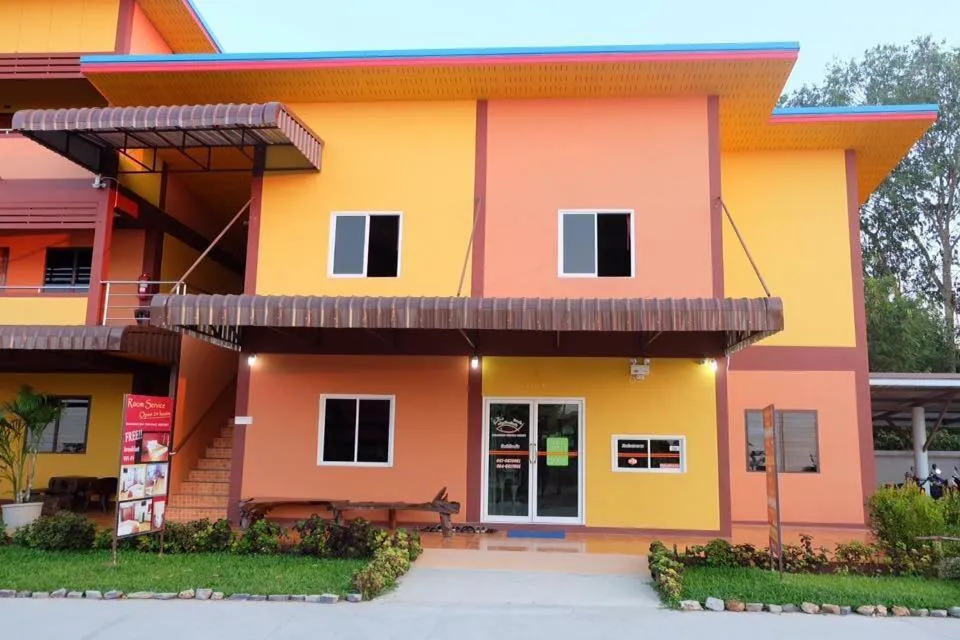 Property building in Khwanruen Fishing Resort