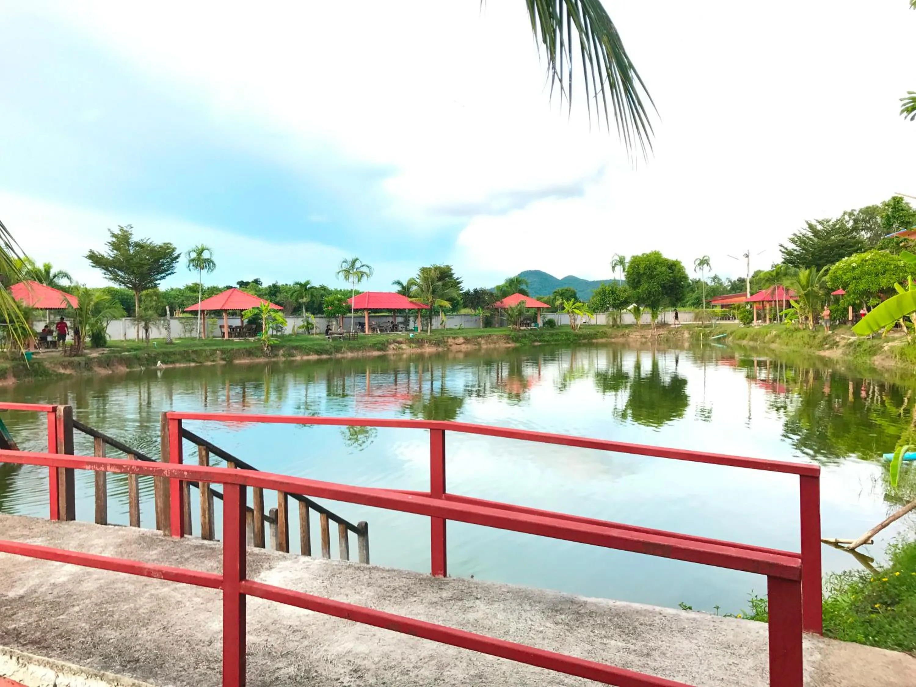 Fishing in Khwanruen Fishing Resort