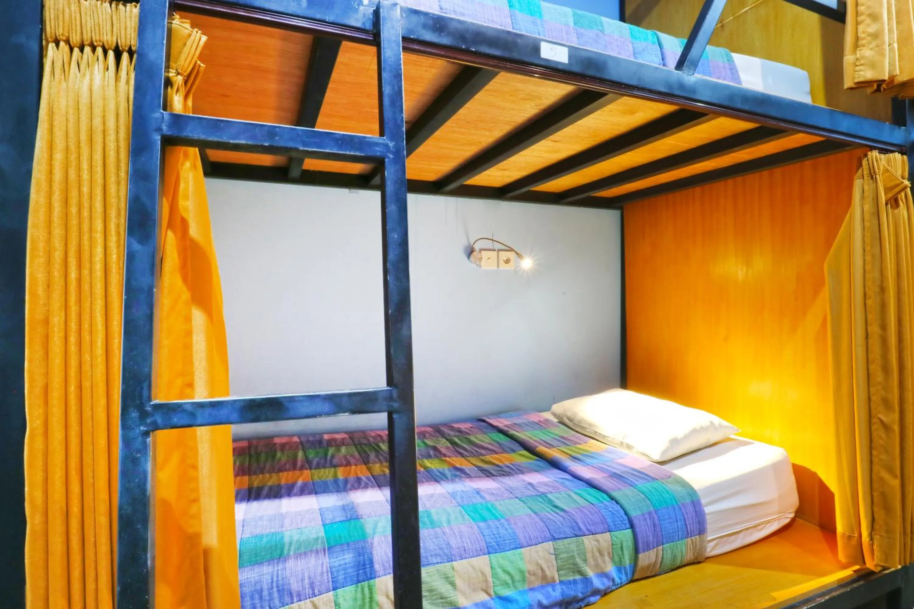 Bedroom, Bed in New Ubud Hostel