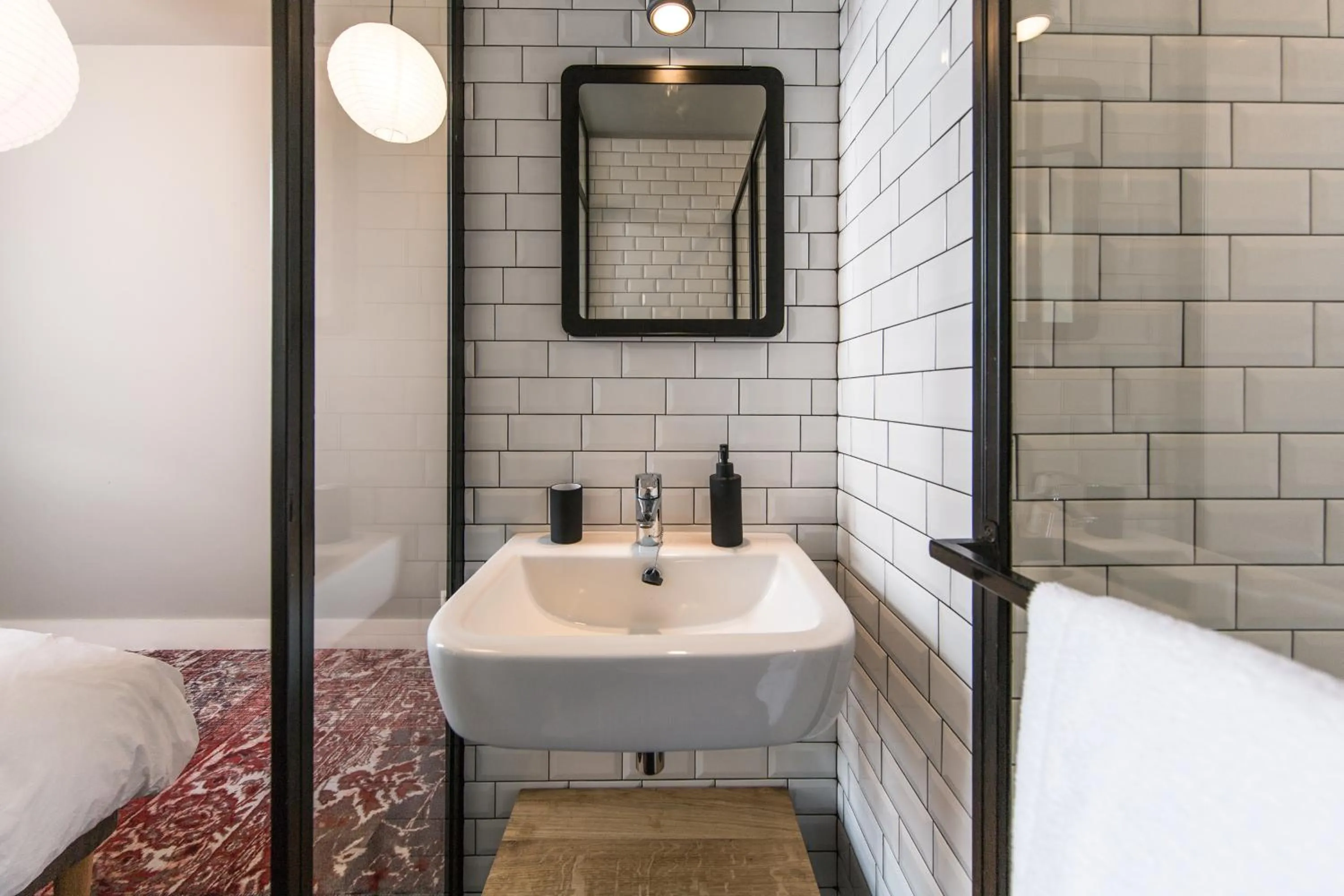 Bathroom, Bed in Simone's Kitchen B&B