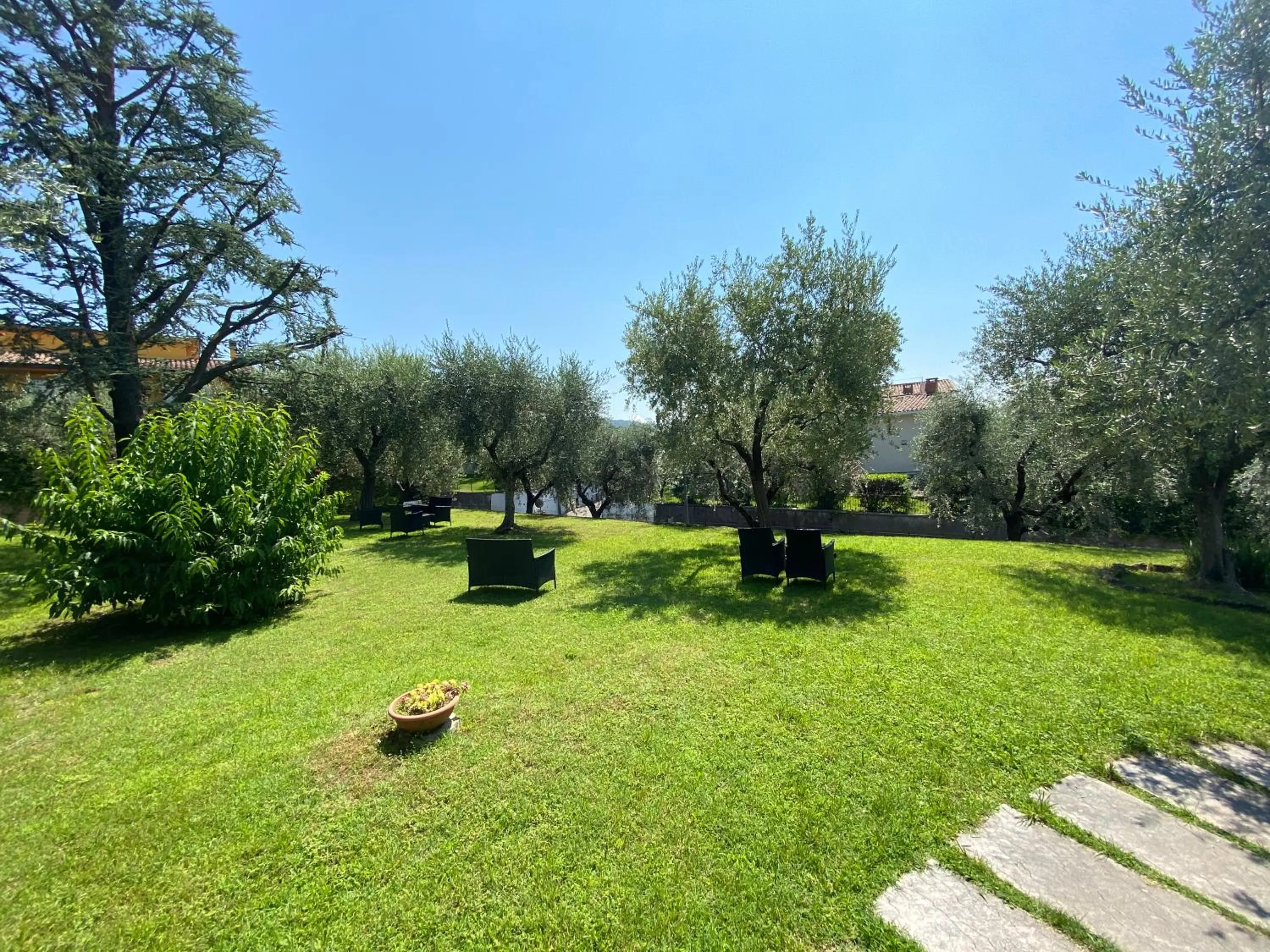 Garden in Hotel Al Sole Bardolino