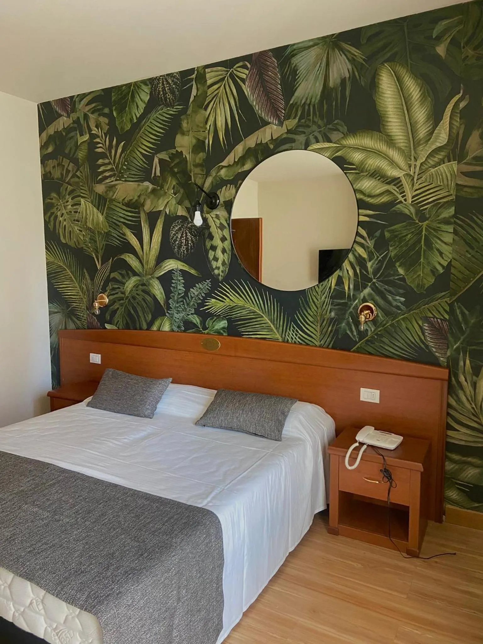 Bed in Hotel Al Sole Bardolino