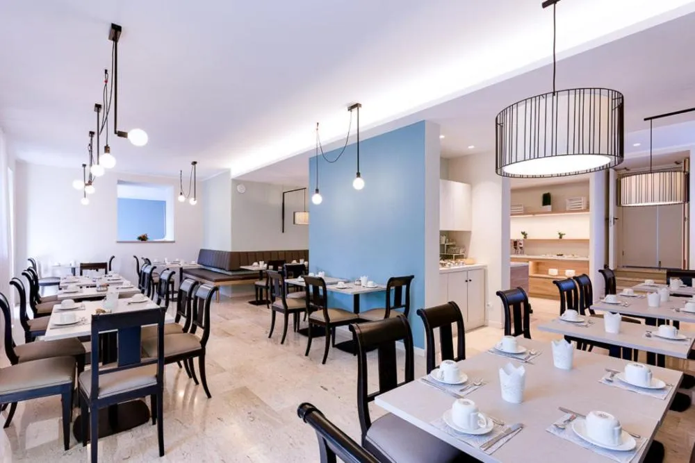 Buffet breakfast in Hotel Al Sole Bardolino