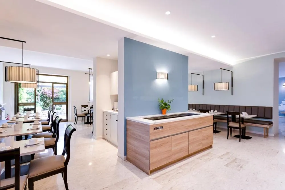 Buffet breakfast in Hotel Al Sole Bardolino