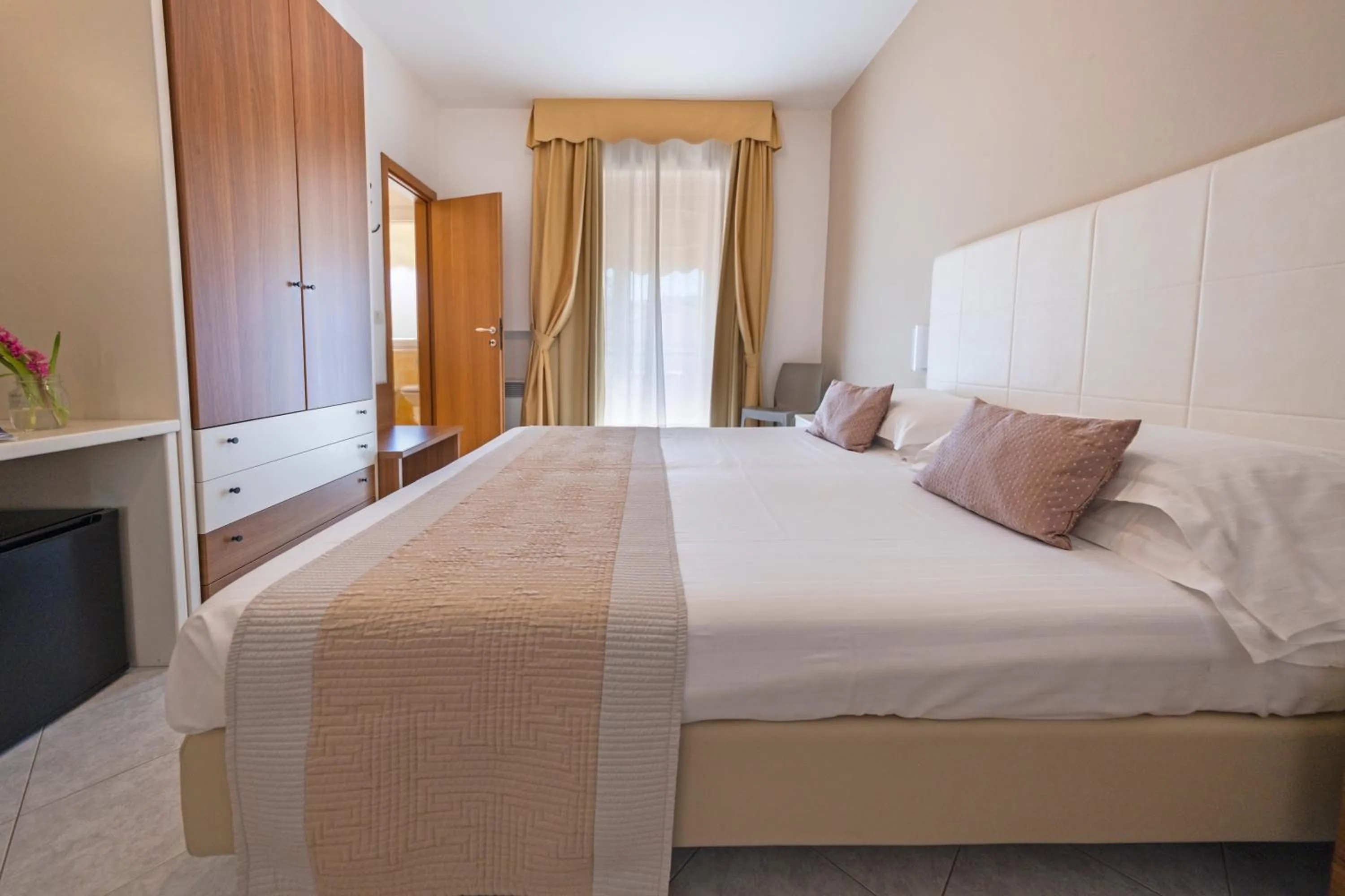 Bed in Hotel Al Sole Bardolino