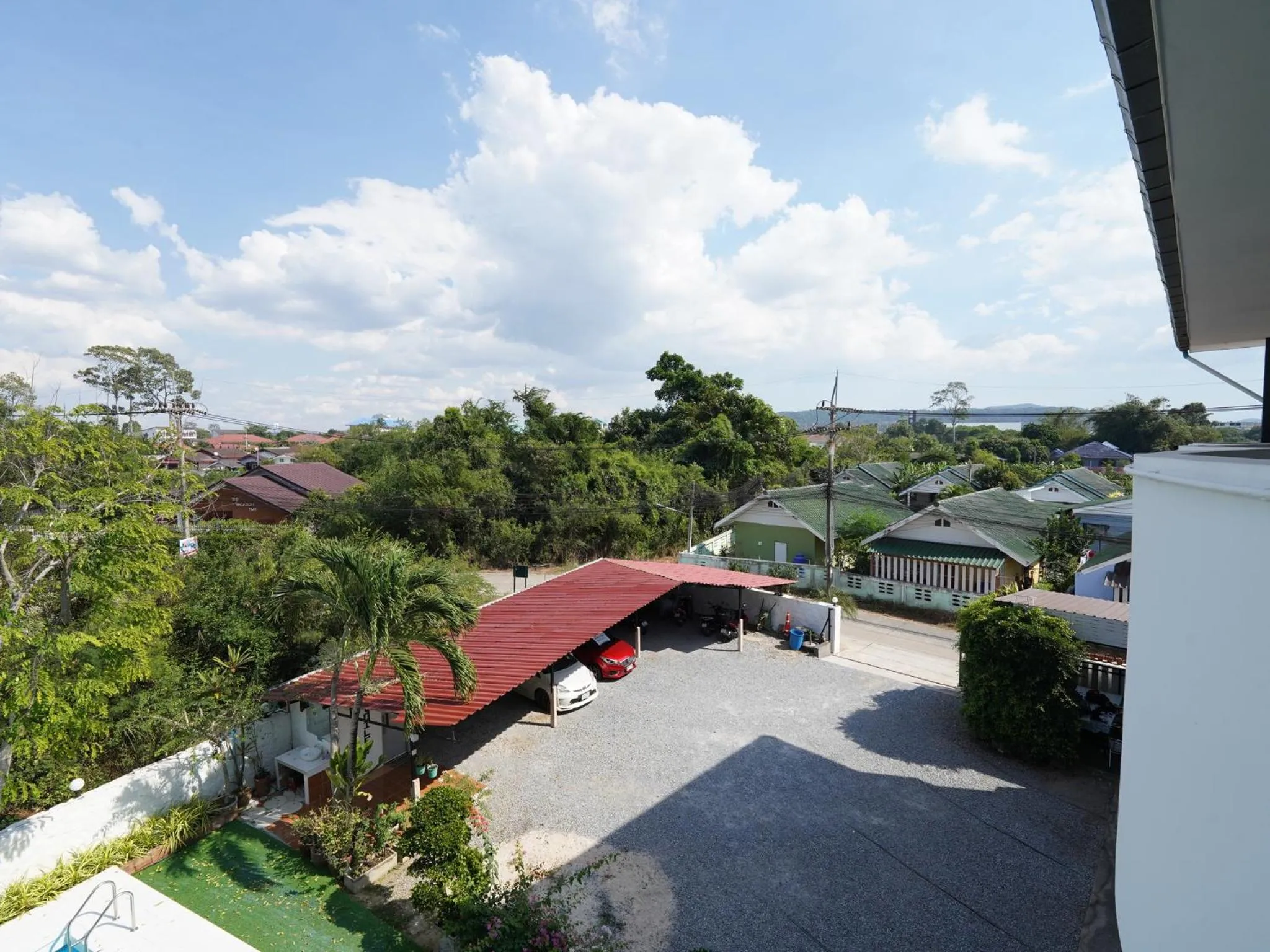 Property building in RoomQuest One Bangsaray