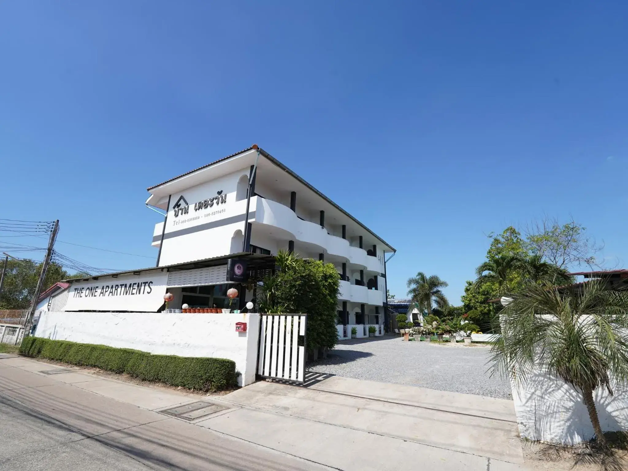 RoomQuest One Bangsaray RoomQuest One Bangsaray