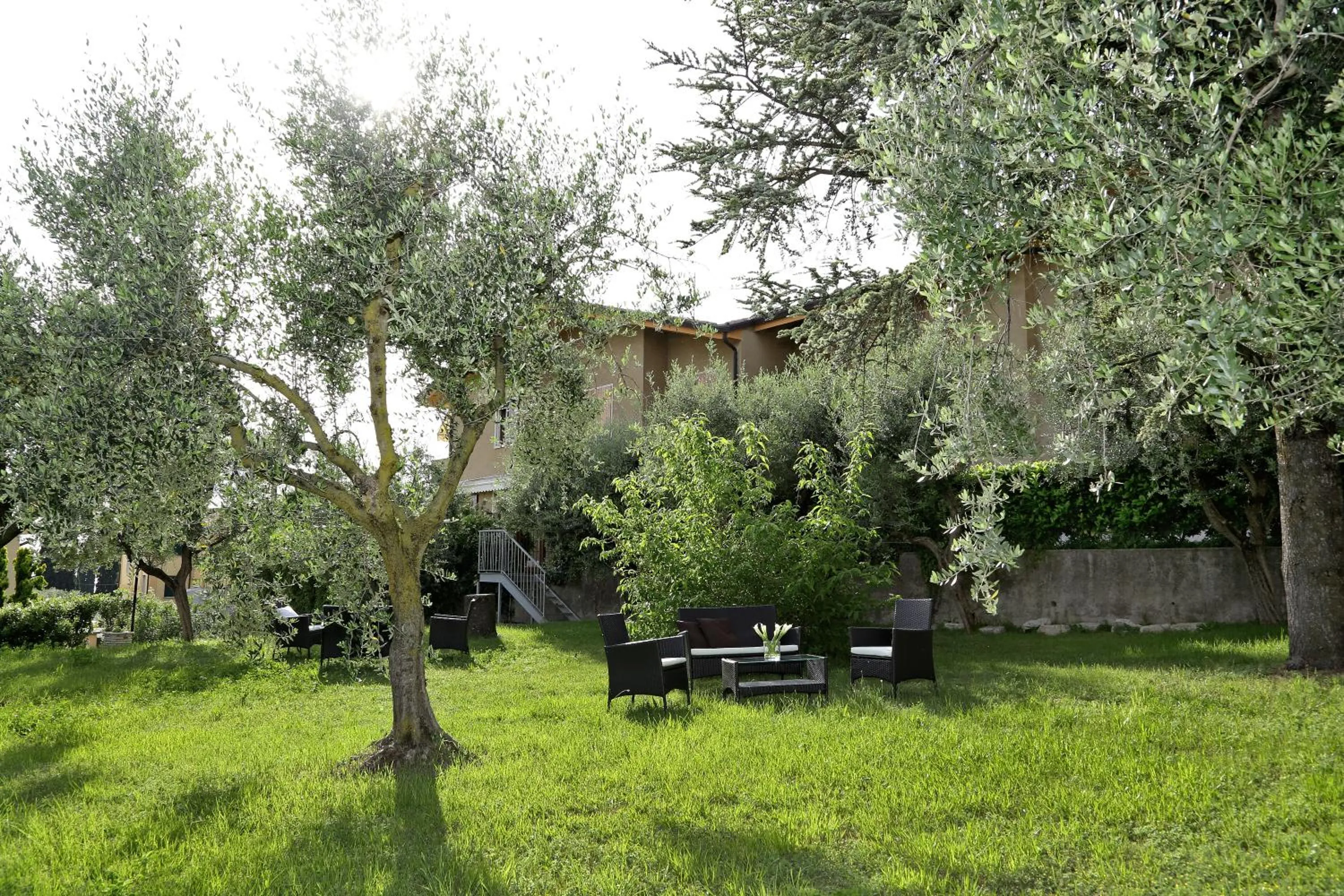 Property building in Rooms ai Poggi