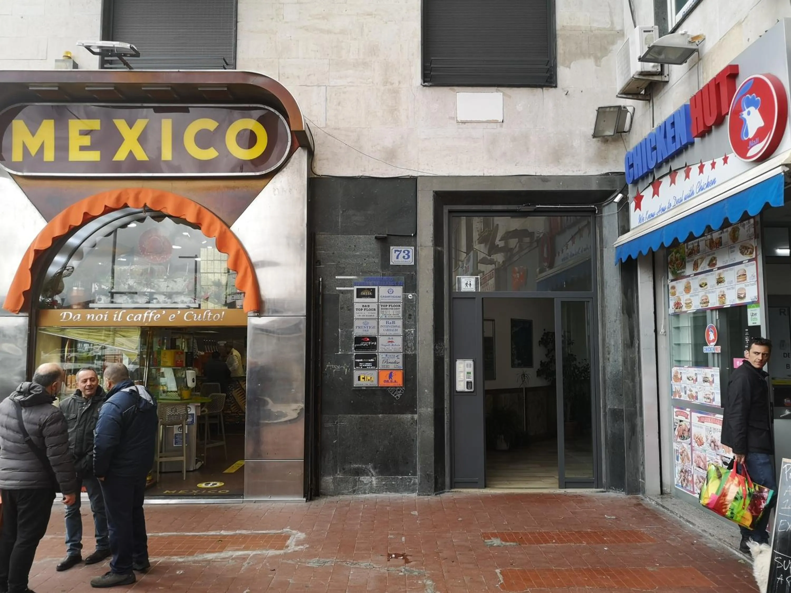 Property building in Napoli Relais