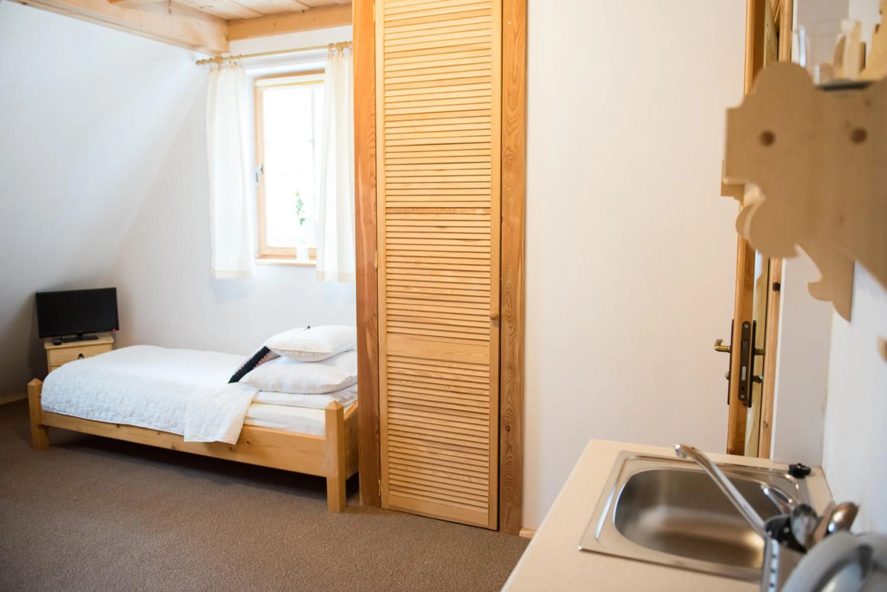 Photo of the whole room, Bed in Willa Jedlicka