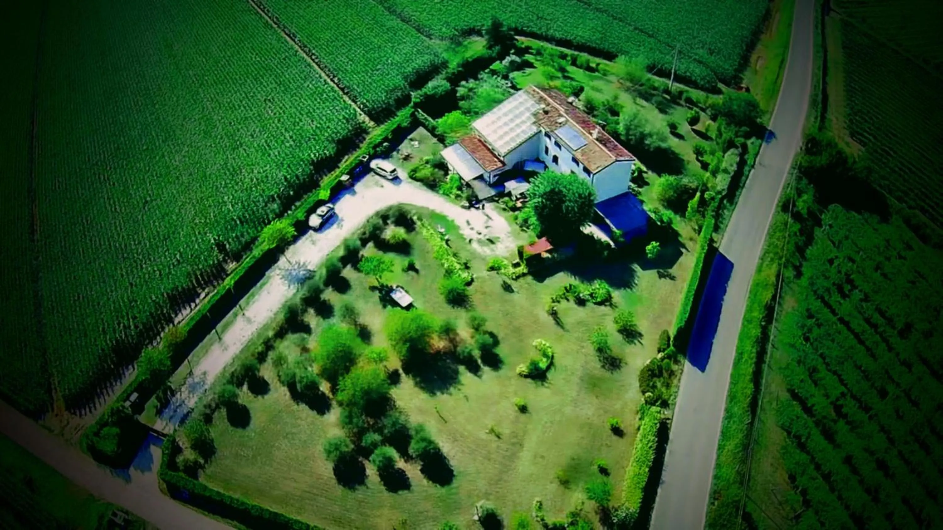 Property building in Ca' Blanca