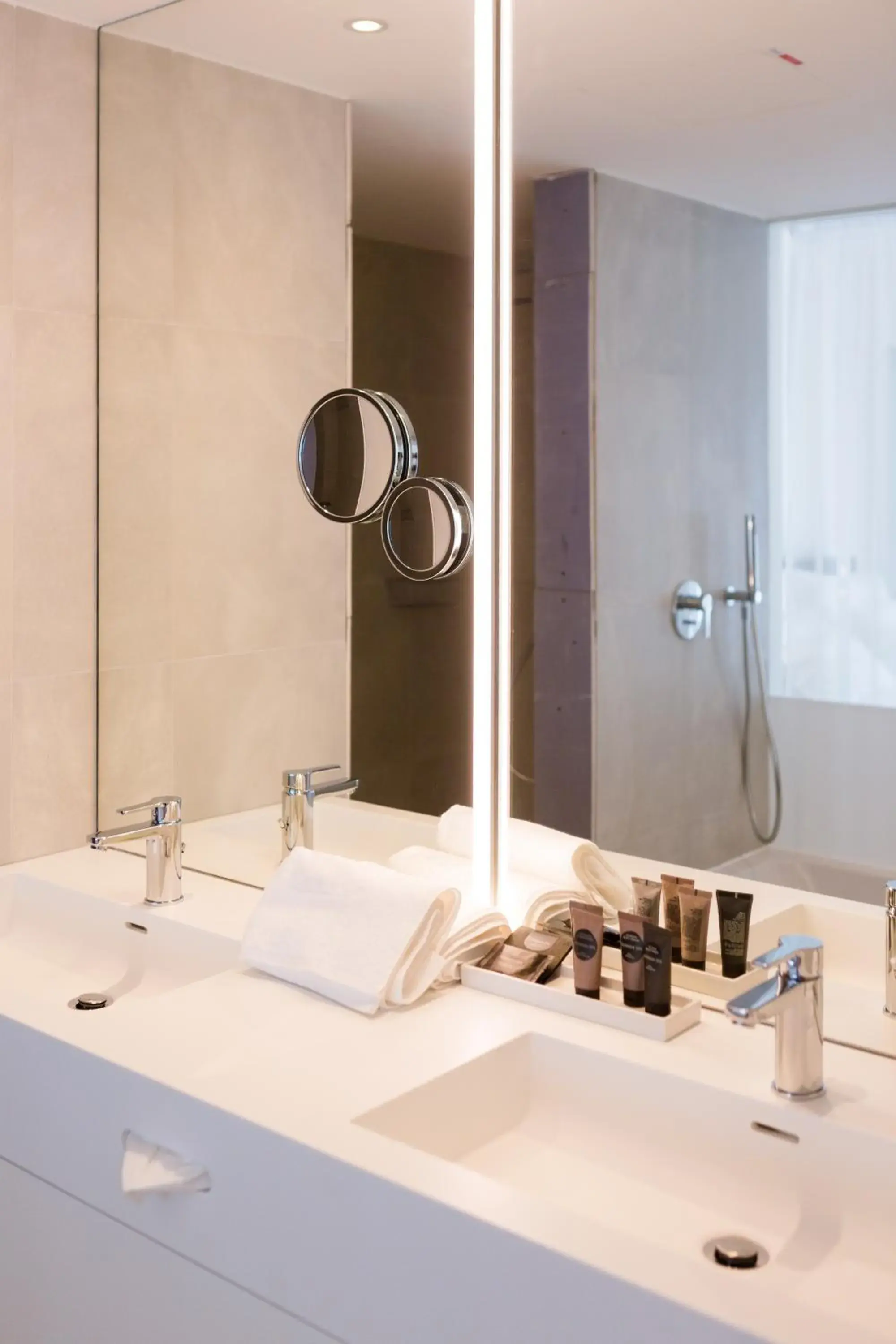 Junior Suite - single occupancy in MÖRWALD Relais & Châteaux Hotel am Wagram Junior Suite - single occupancy in MÖRWALD Relais & Châteaux Hotel am Wagram