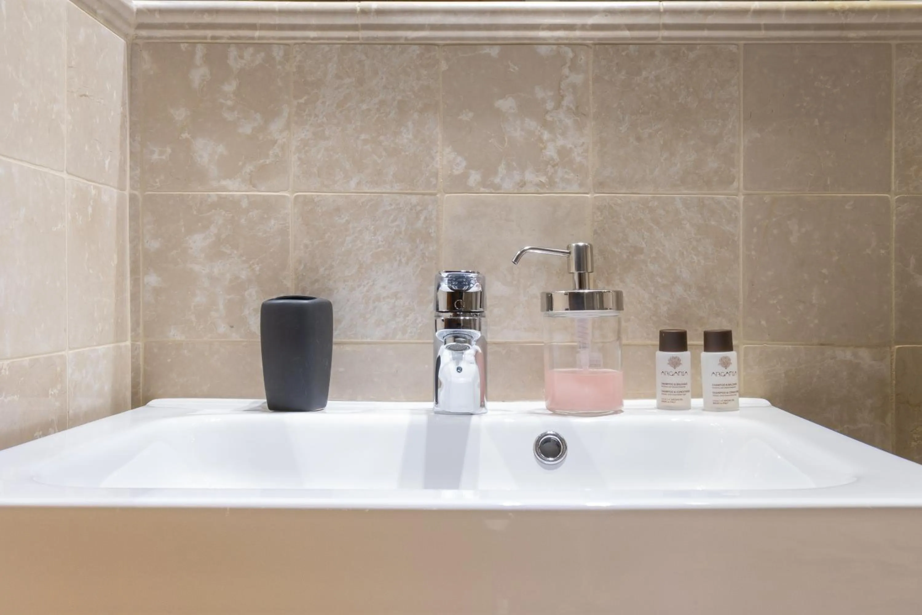 Bathroom in BolognaRoomscom - La Quercia