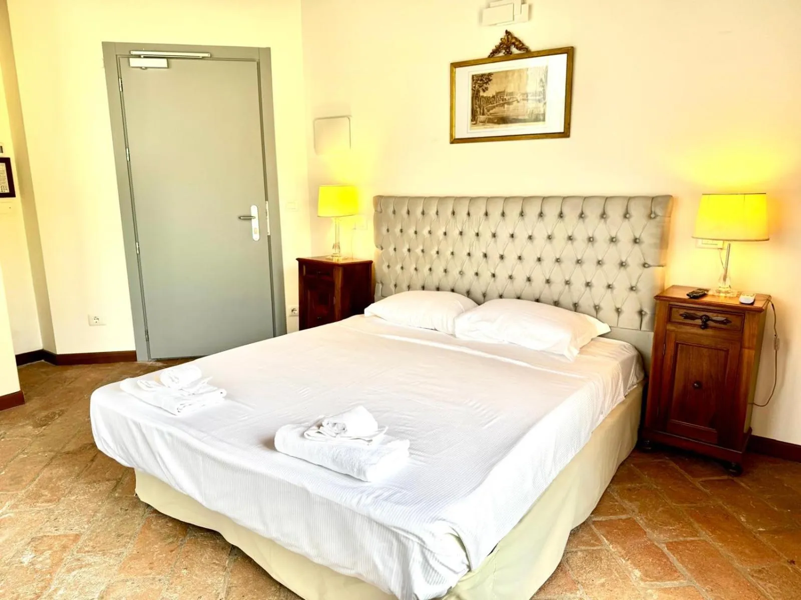 Bed in BolognaRoomscom - La Quercia