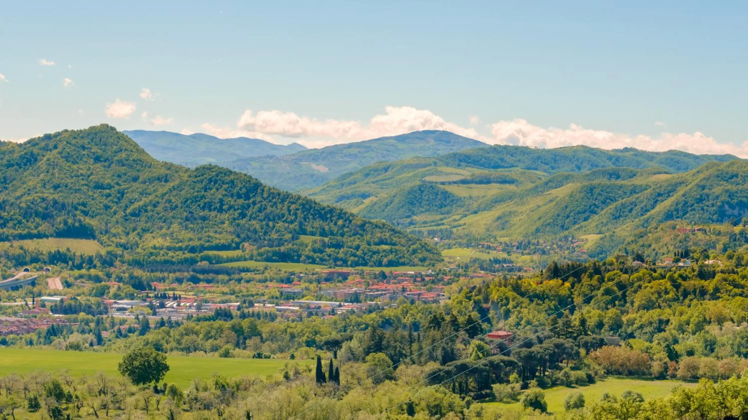 Natural landscape in BolognaRoomscom - La Quercia
