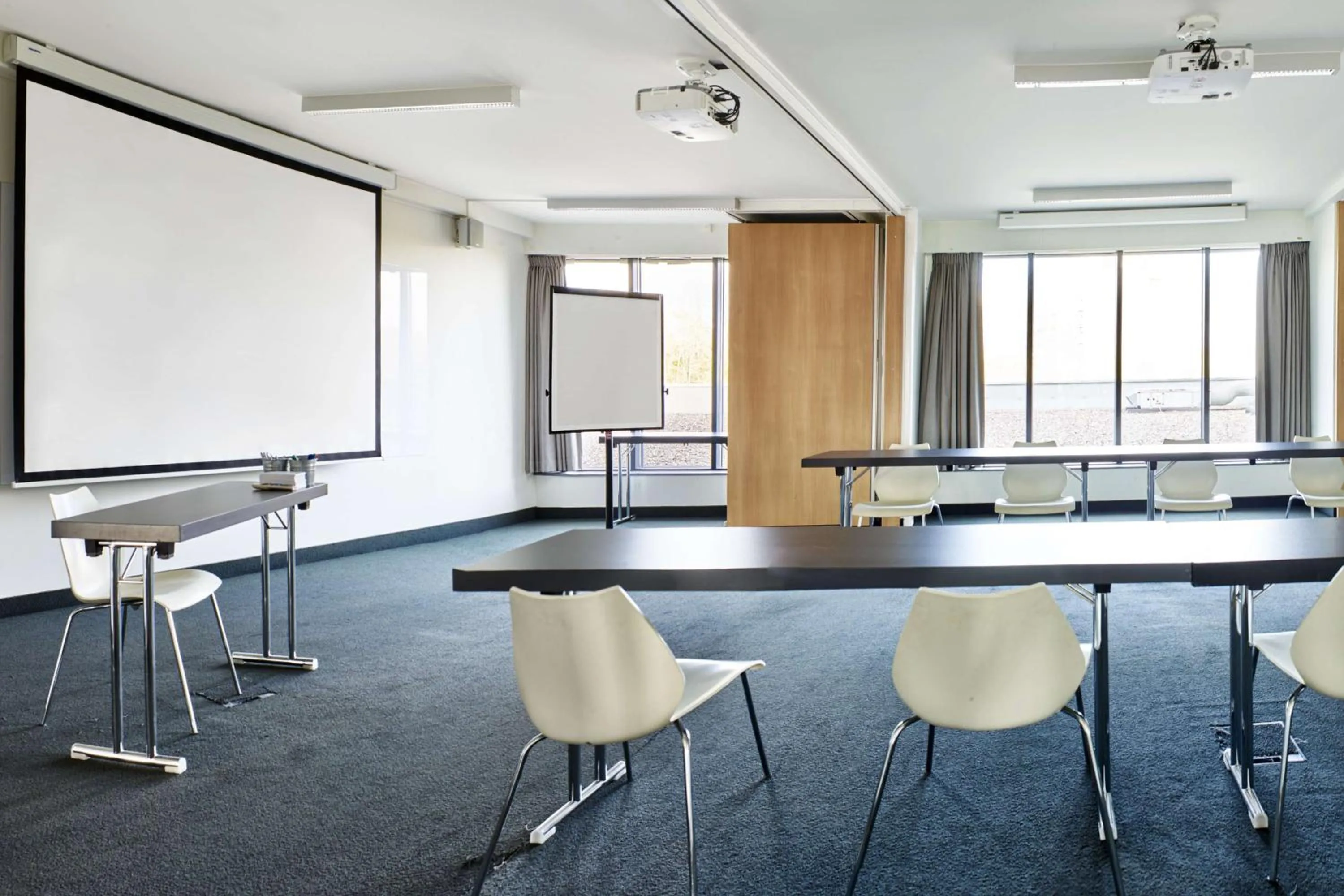 Meeting/conference room in Park Inn by Radisson Liege Airport