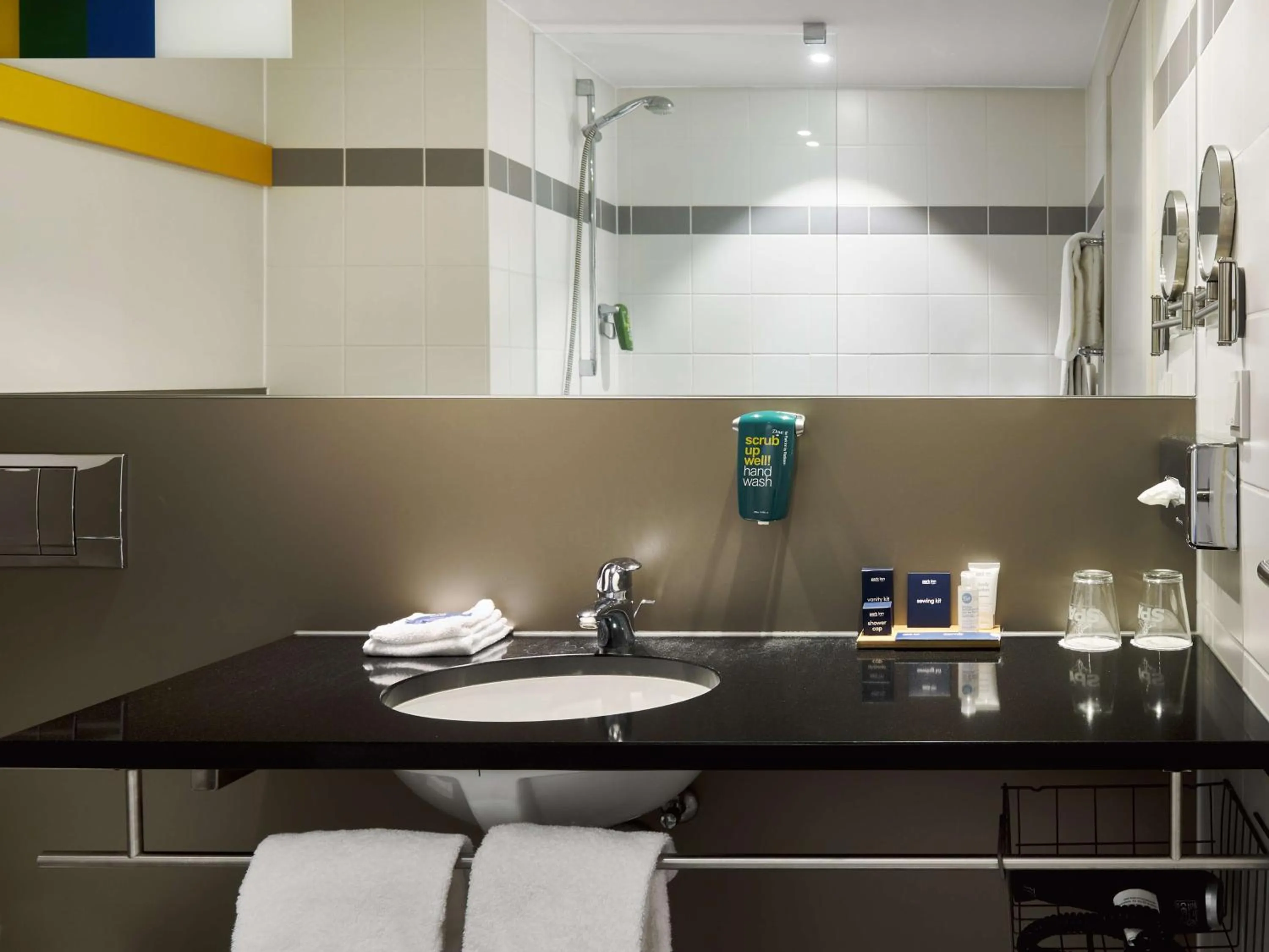 Bathroom in Park Inn by Radisson Liege Airport