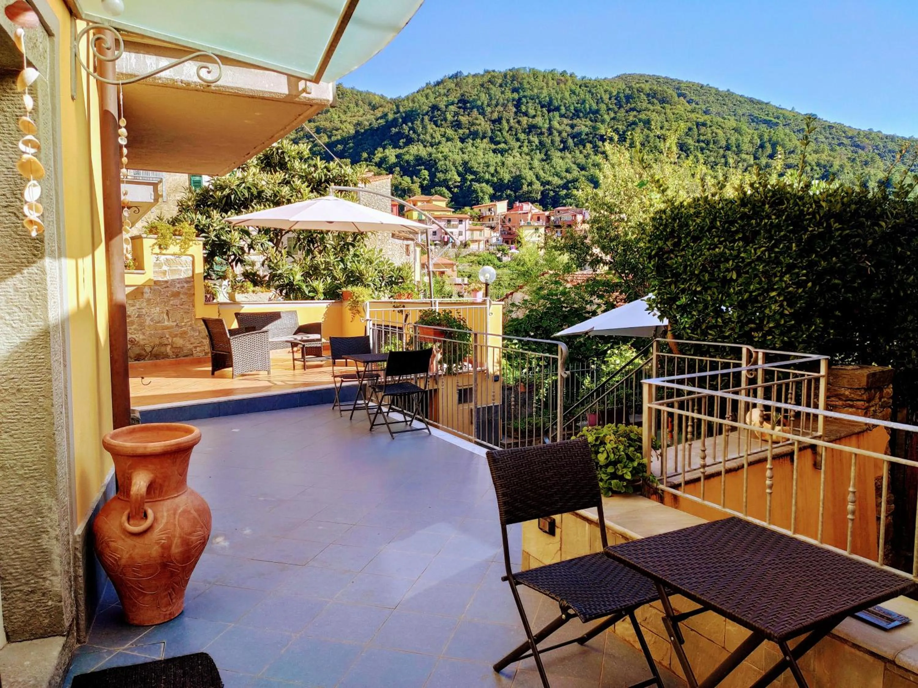 Patio in Pietra Di Mare
