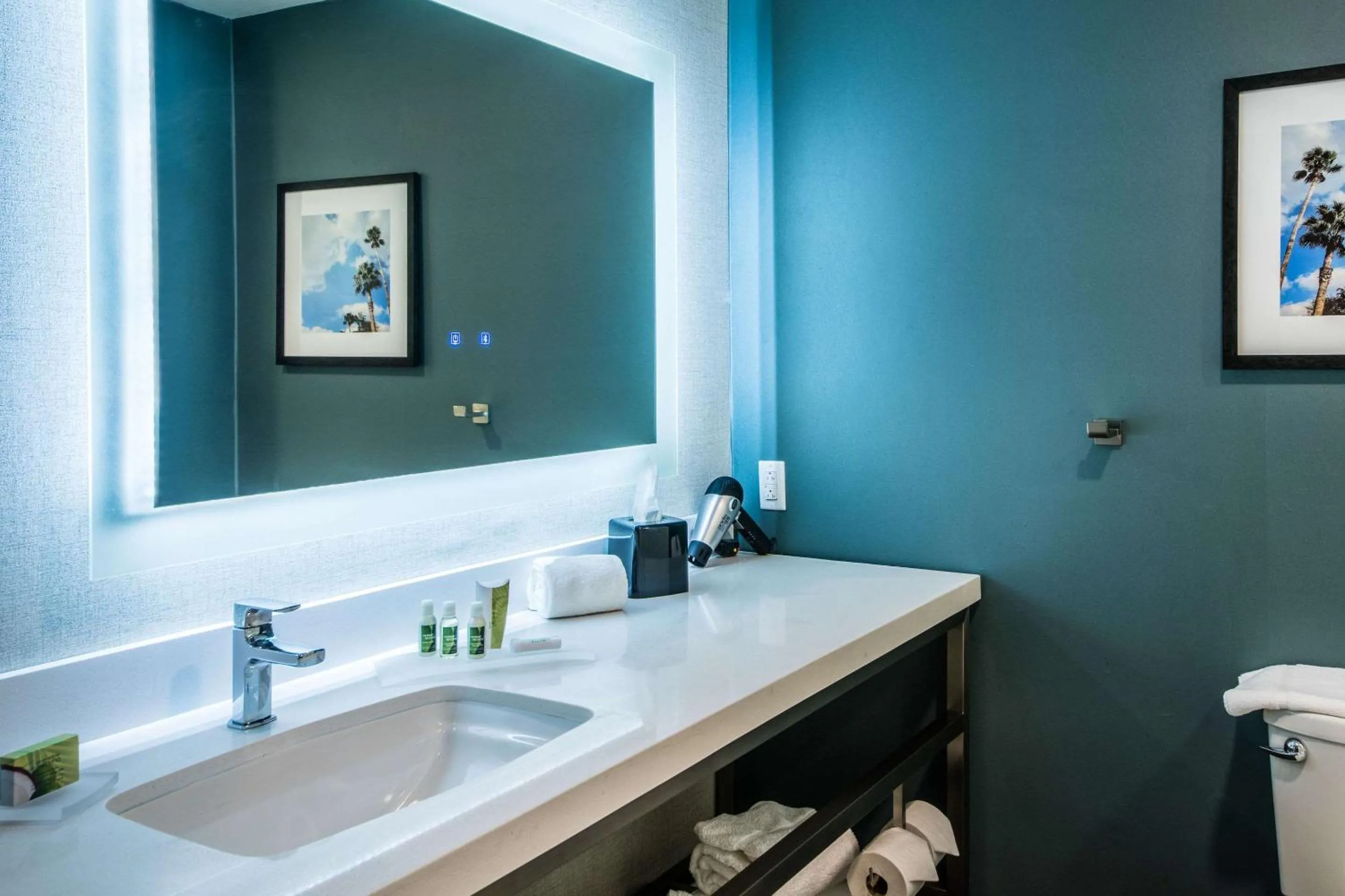 Bedroom in Cambria Hotel McAllen Convention Center