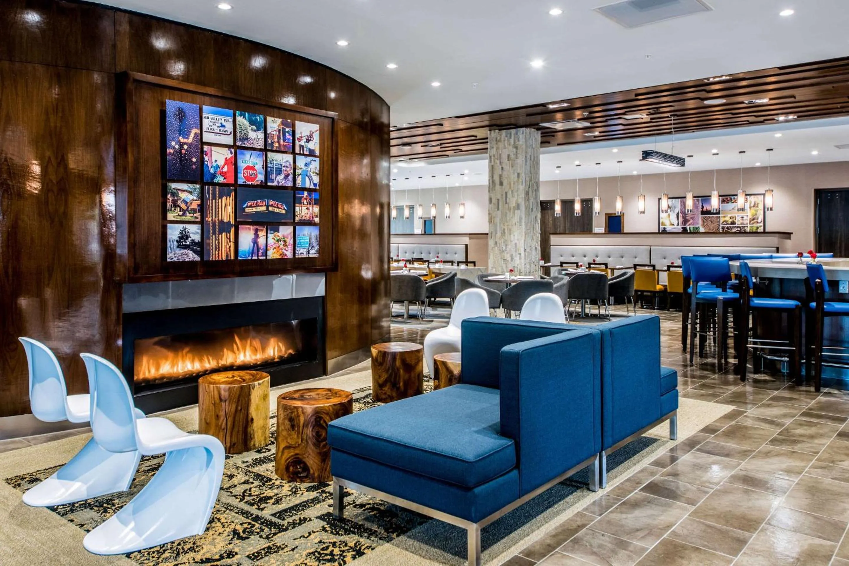 Lobby or reception in Cambria Hotel McAllen Convention Center