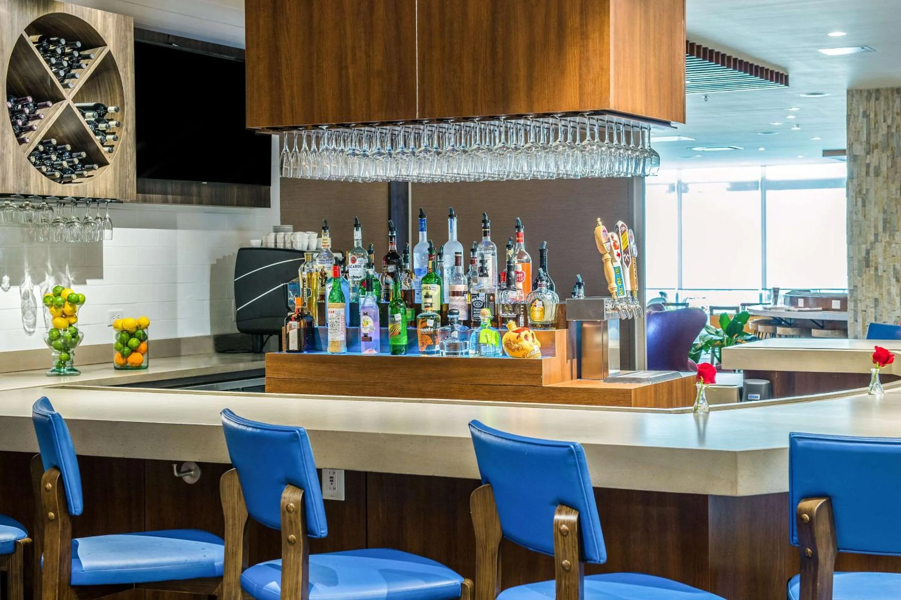 Restaurant/places to eat in Cambria Hotel McAllen Convention Center