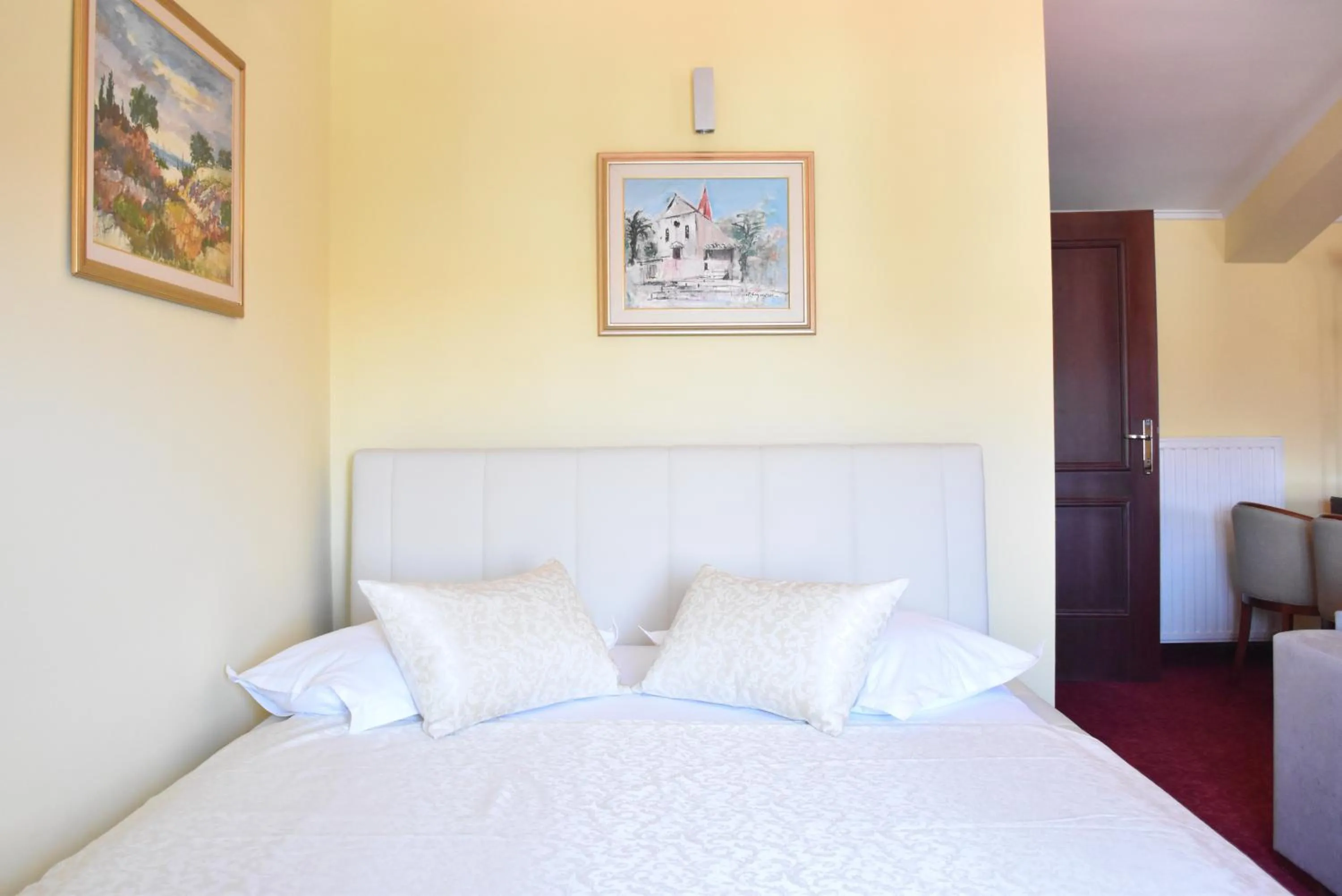 Bed in Villa Riva