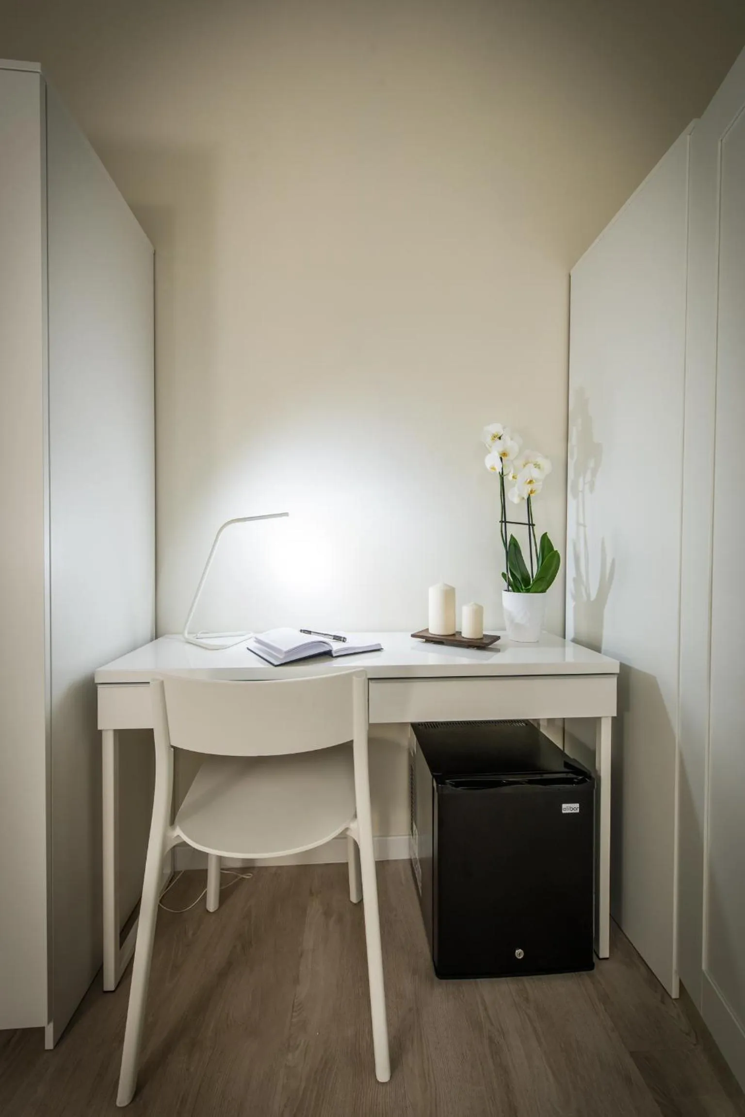 Bedroom in LuxurYenne