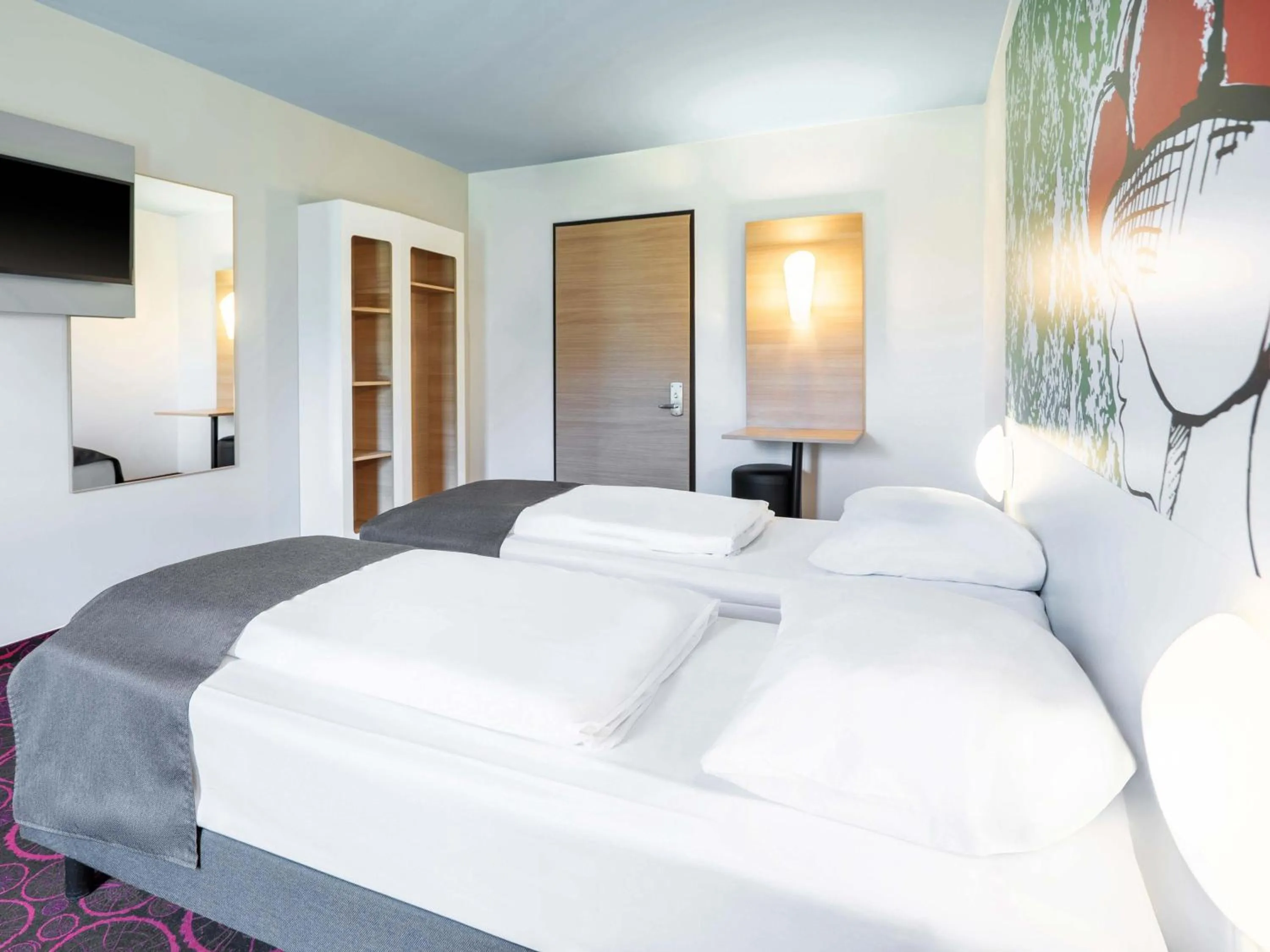 Photo of the whole room, Bed in B&B Hotel Offenburg-City