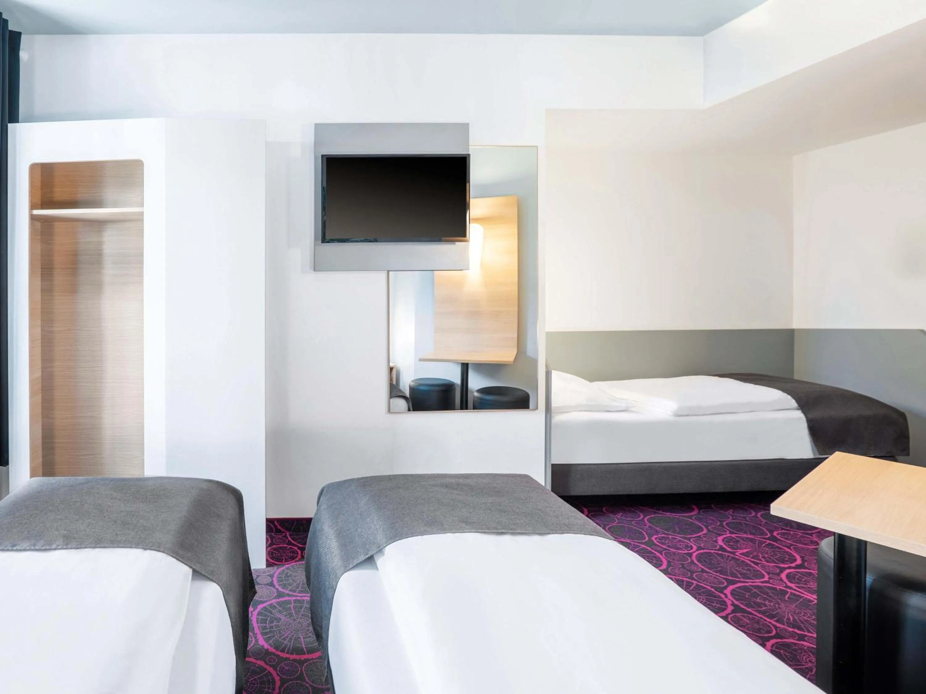 Bed in B&B Hotel Offenburg-City