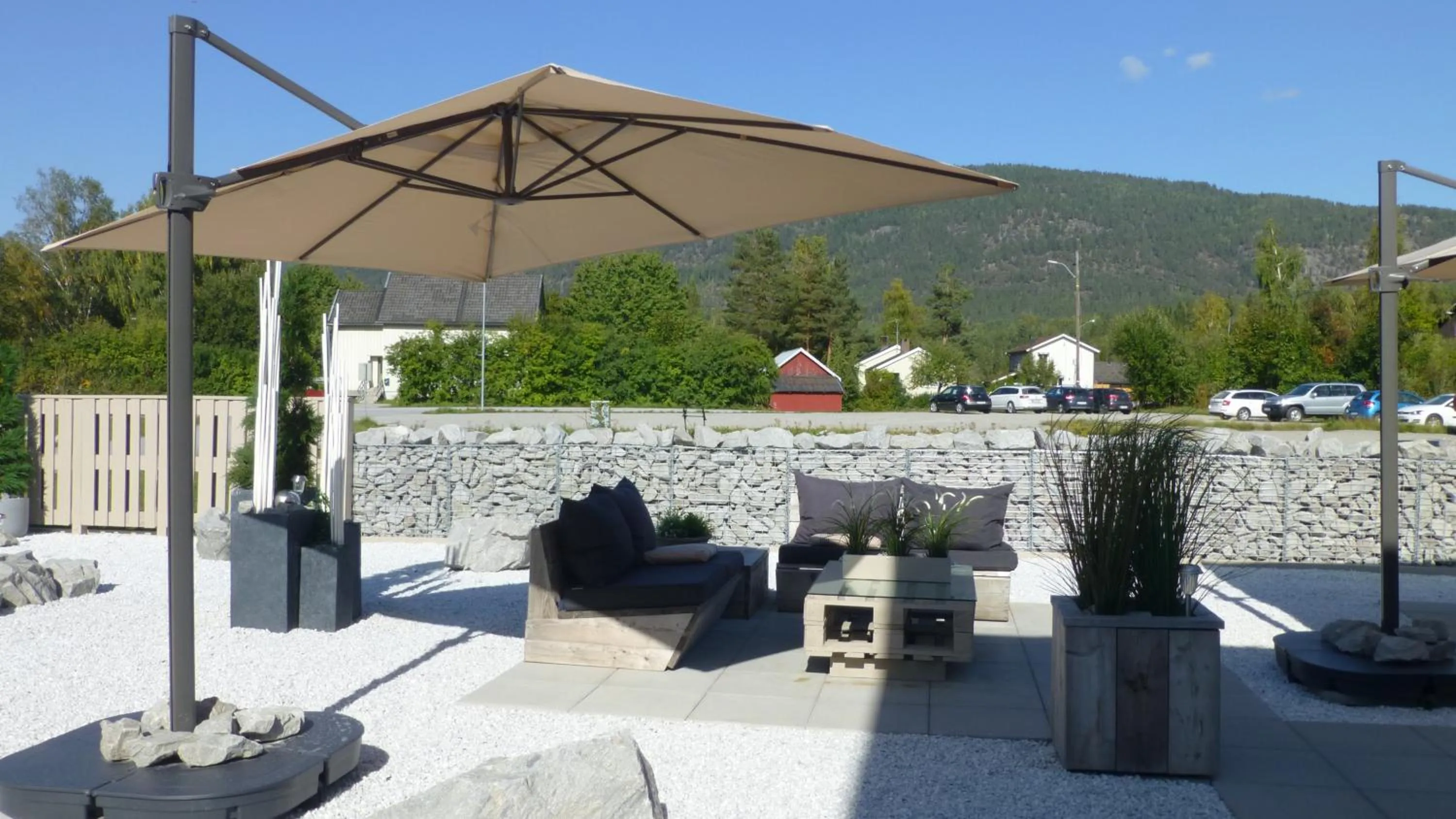 Garden in Løvheim Gjestehus - Anneks