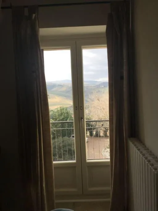 Mountain view in Oikia