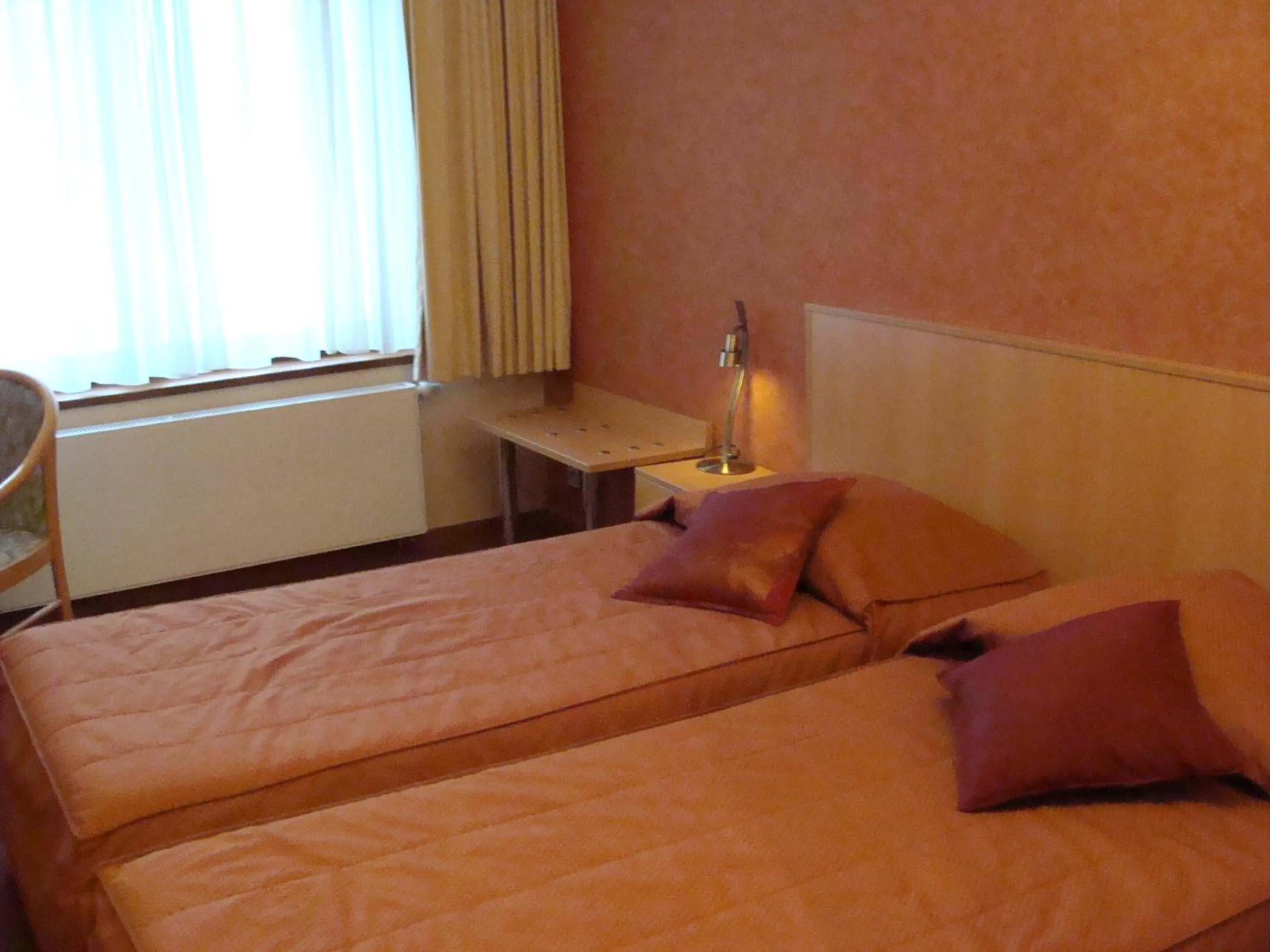 Shower, Bed in Le Relais Du Marquis