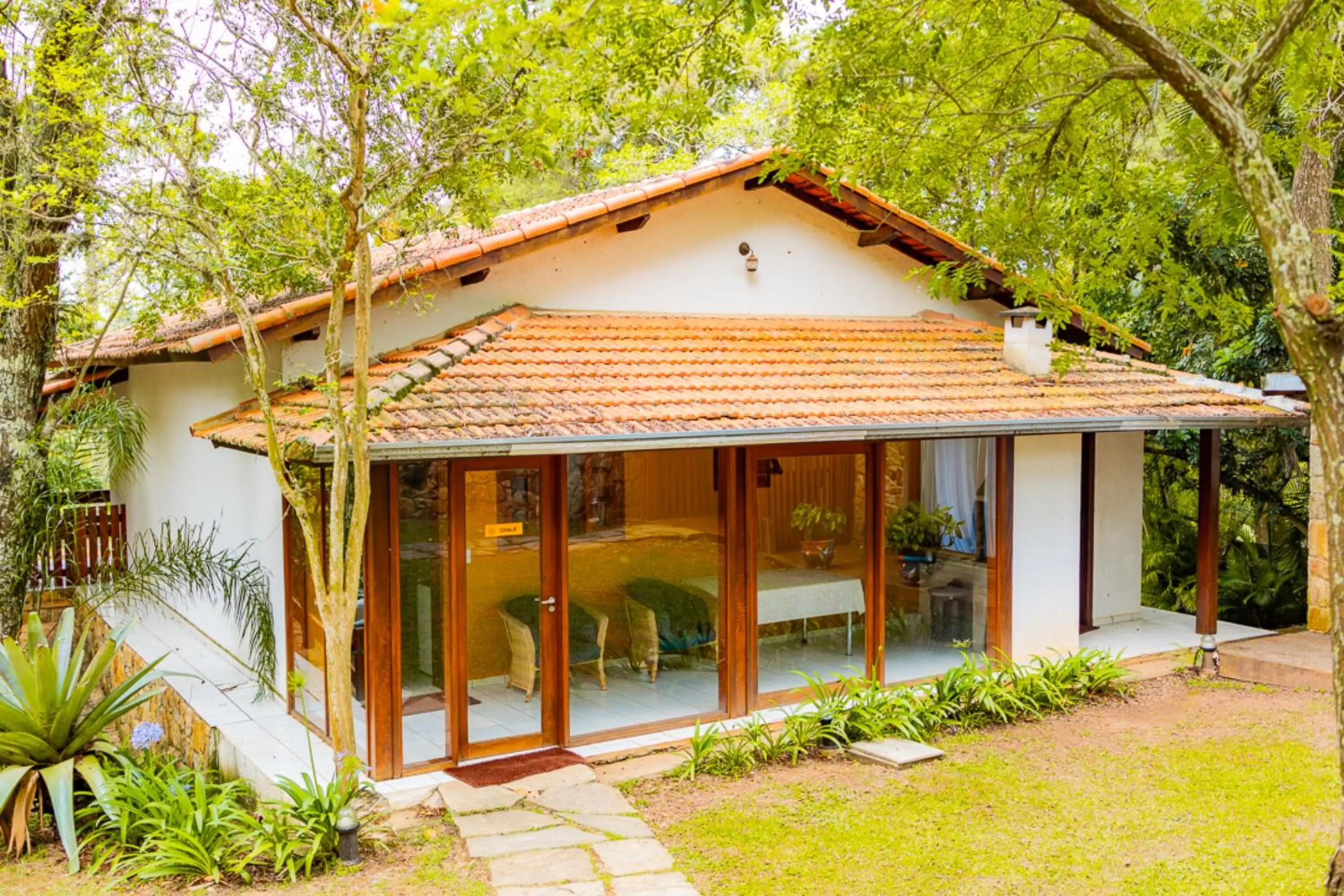 Patio in Putini Pousada e Hotel by OYO