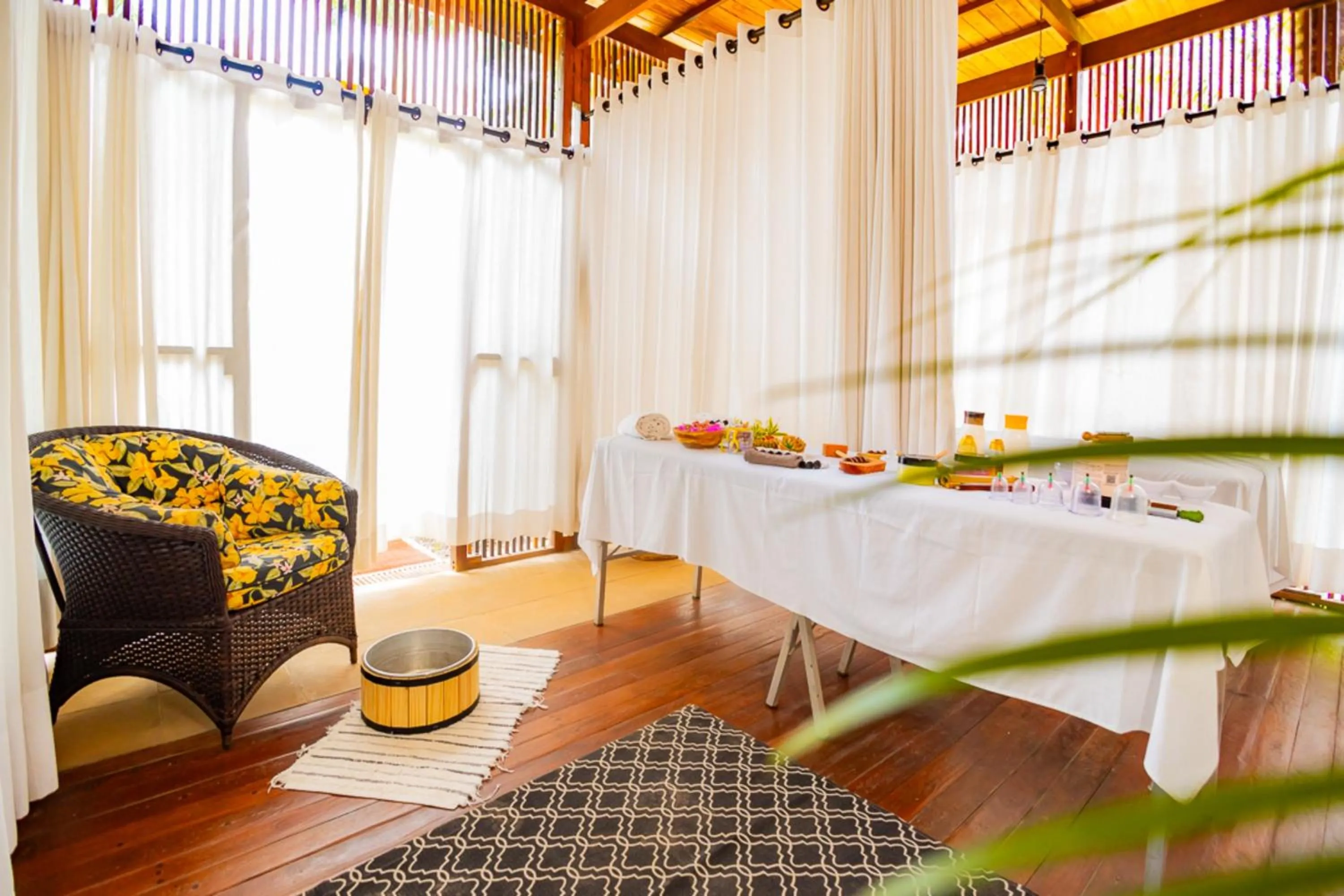 Massage in Putini Pousada e Hotel by OYO