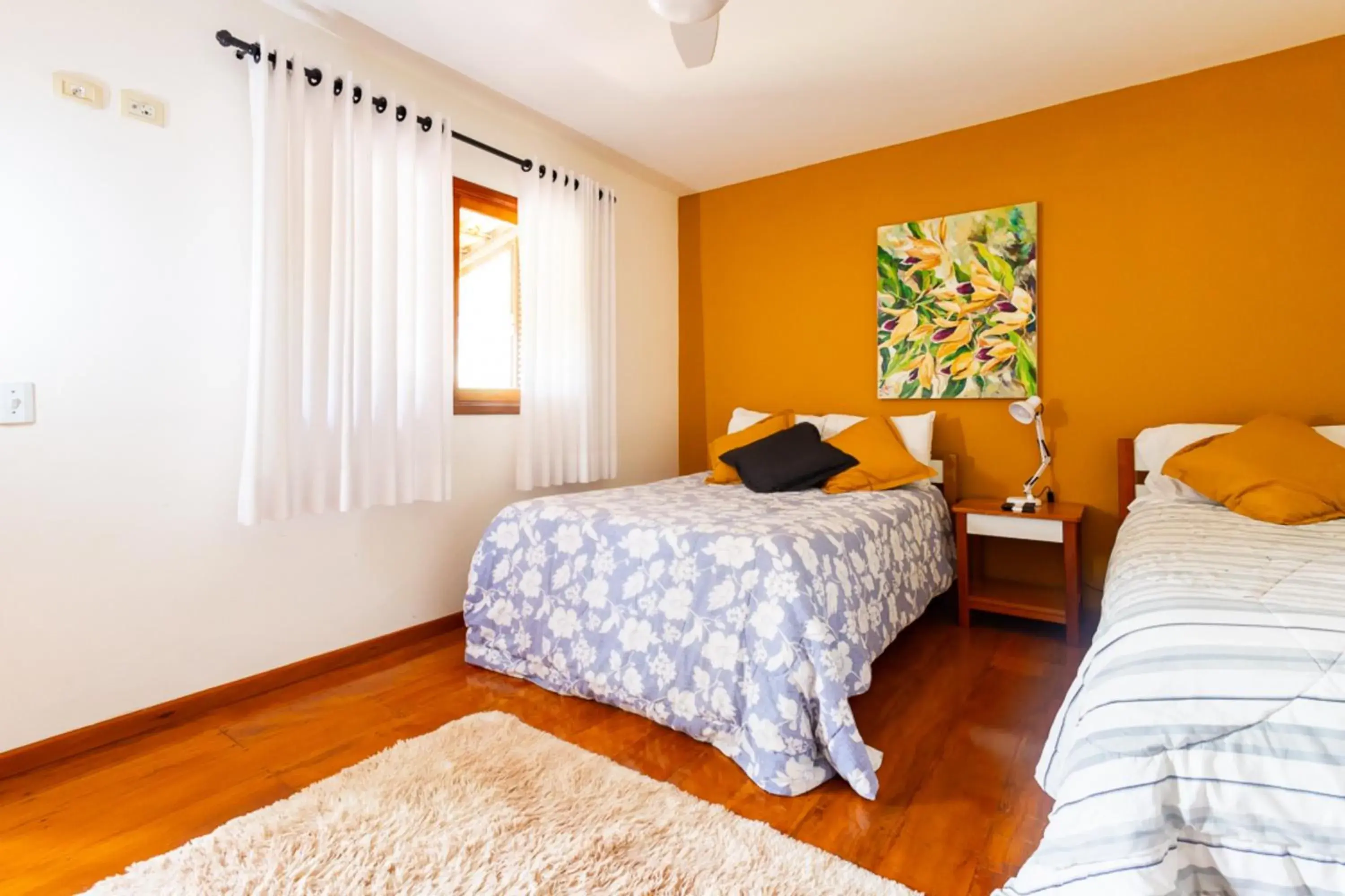 Triple Room without AC (1 Double bed + 1 Single bed) in Putini Pousada e Hotel by OYO Triple Room without AC (1 Double bed + 1 Single bed) in Putini Pousada e Hotel by OYO