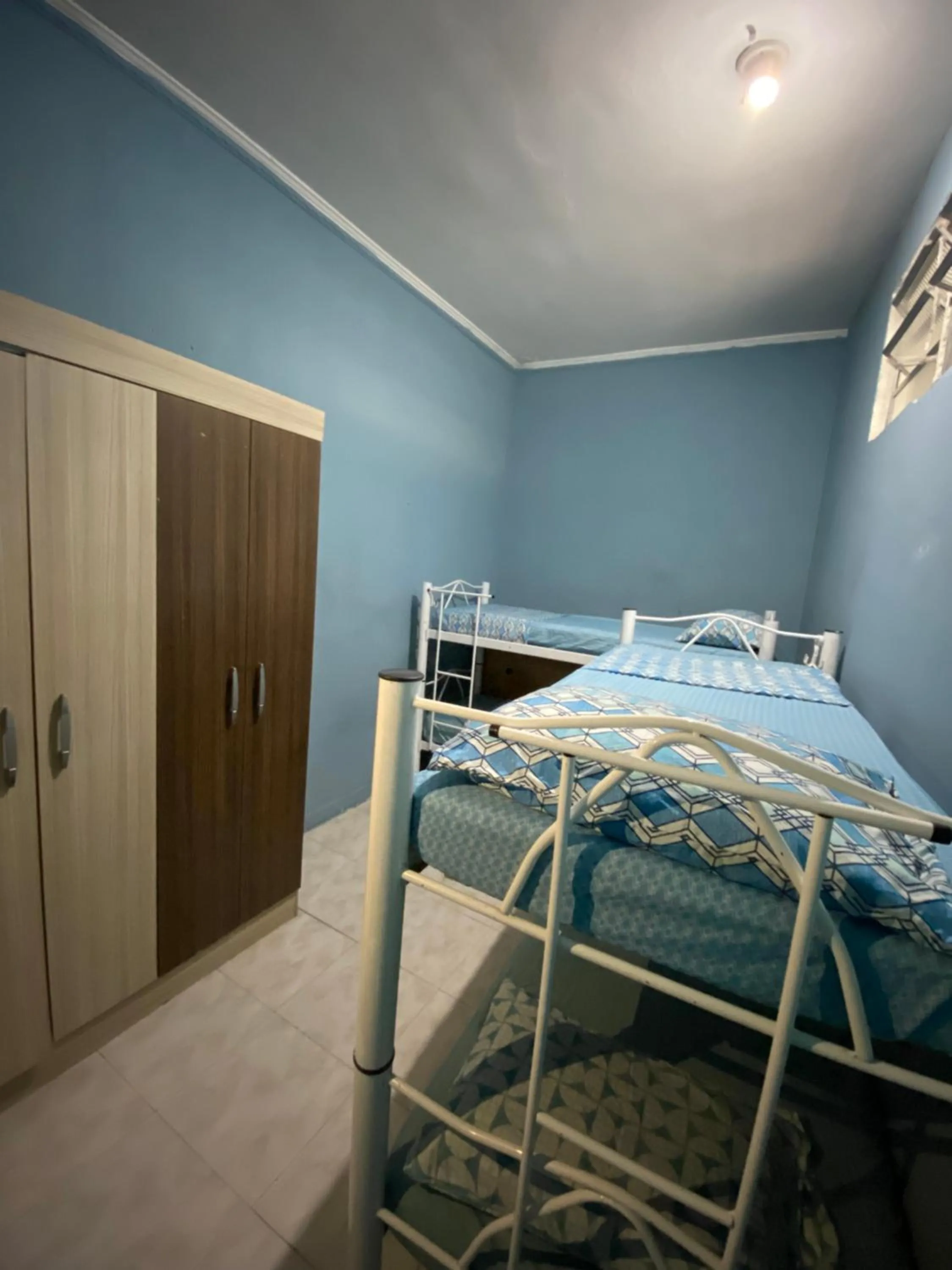 Bed in Rolds Hostel